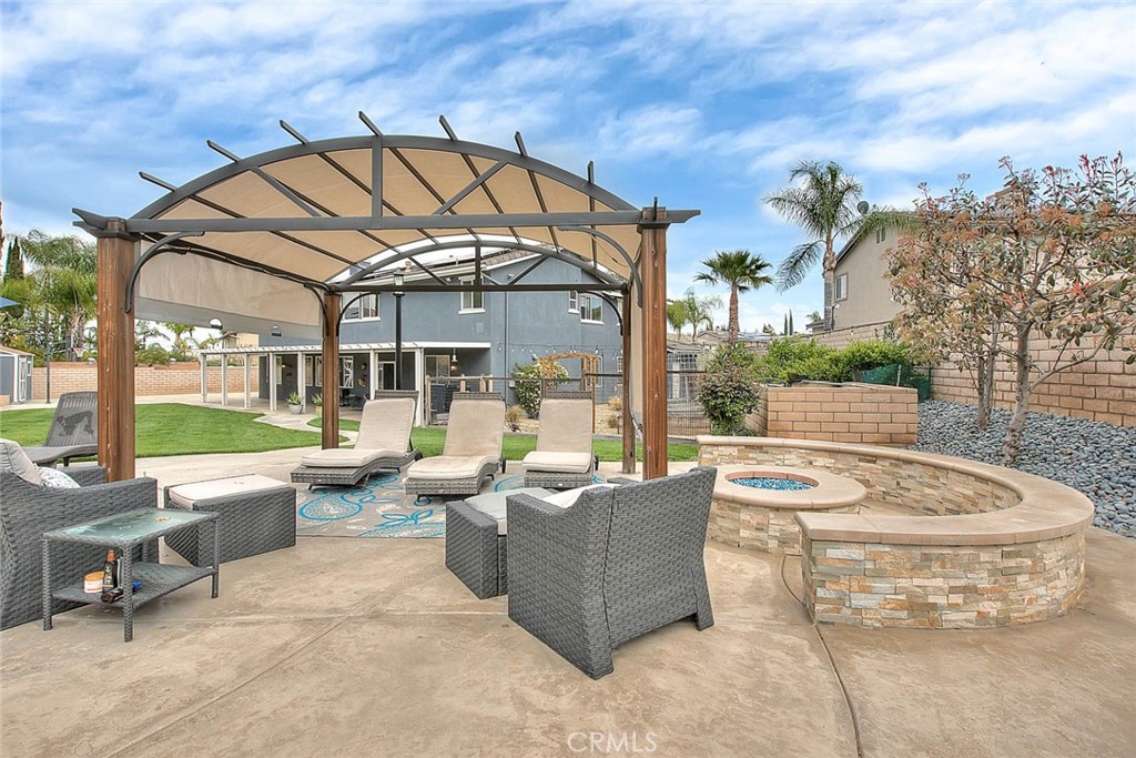Corona, California, 92881, United States, 6 Bedrooms Bedrooms, ,6 BathroomsBathrooms,Residential,For Sale,1810577
