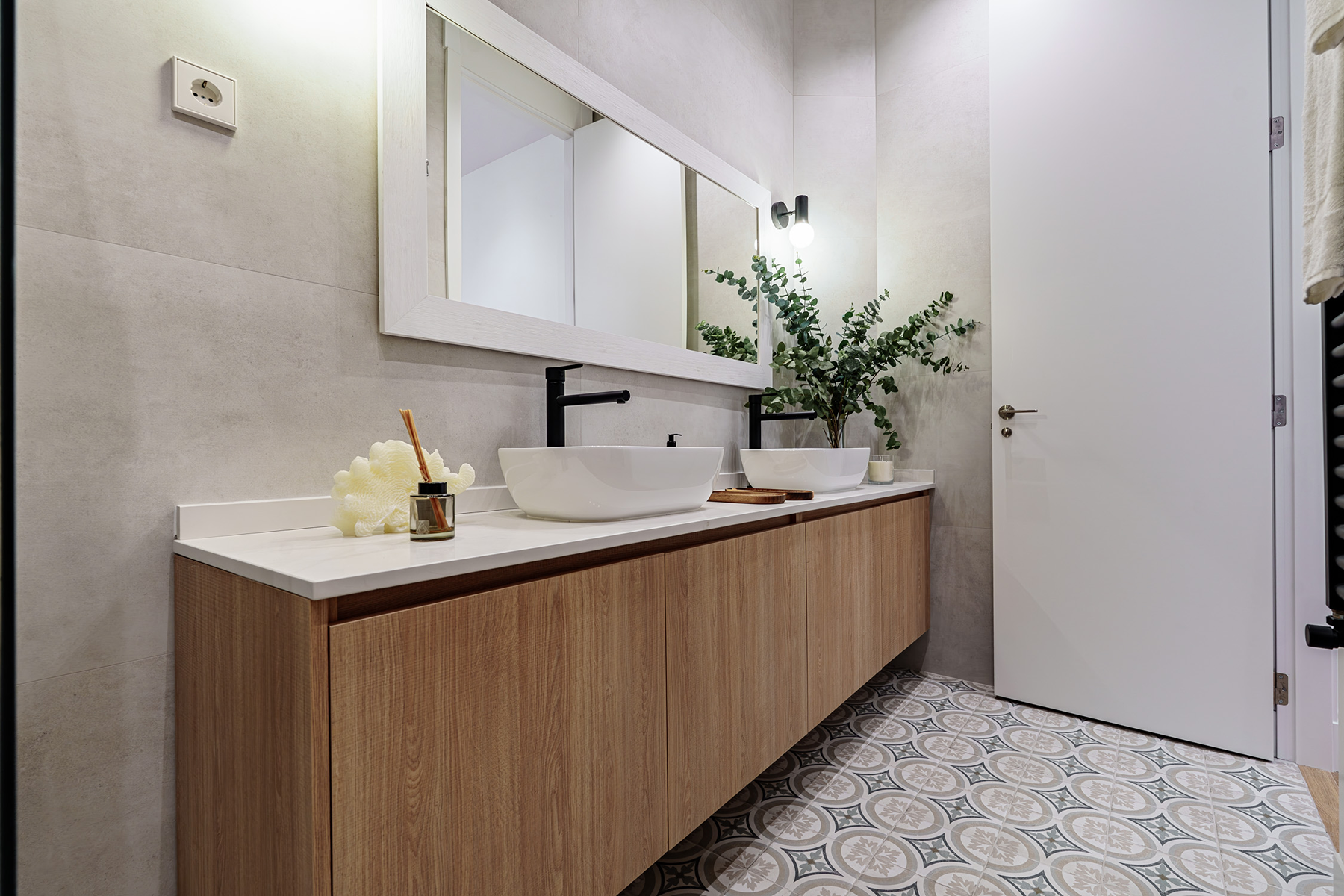  Classic charm and brand new renovation in Huertas-Cortes - 物件實景