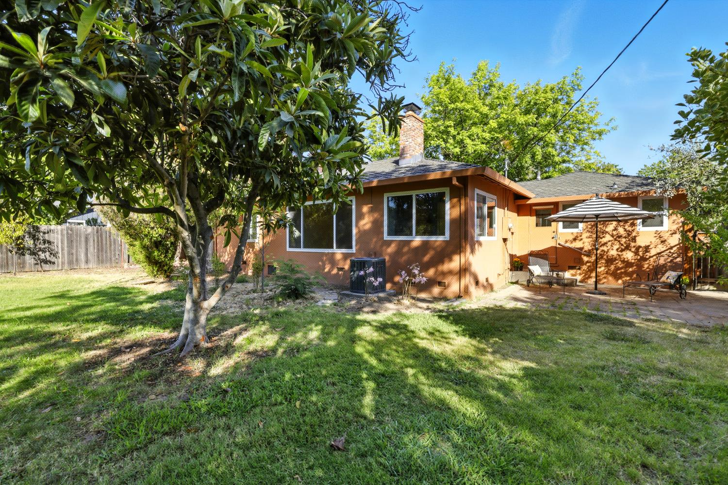 Sacramento, California, 95864, United States, 3 Bedrooms Bedrooms, ,2 BathroomsBathrooms,Residential,For Sale,1926285