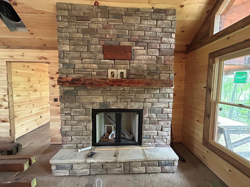 Mineral Bluff, Georgia, 30559, United States, 4 Bedrooms Bedrooms, ,3 BathroomsBathrooms,Residential,For Sale,1859066