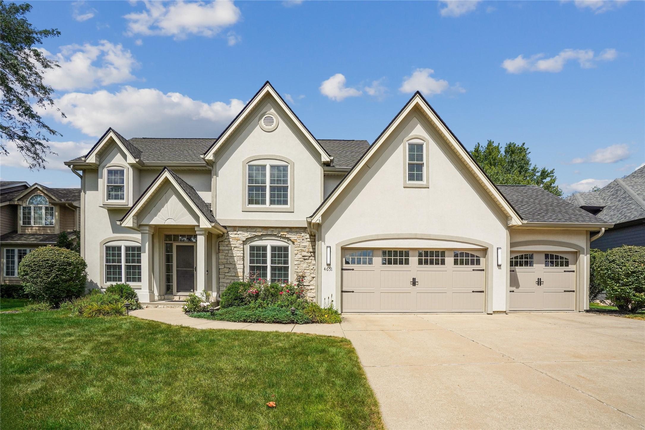 West Des Moines, Iowa, 50265, United States, 4 Bedrooms Bedrooms, ,5 BathroomsBathrooms,Residential,For Sale,1931268