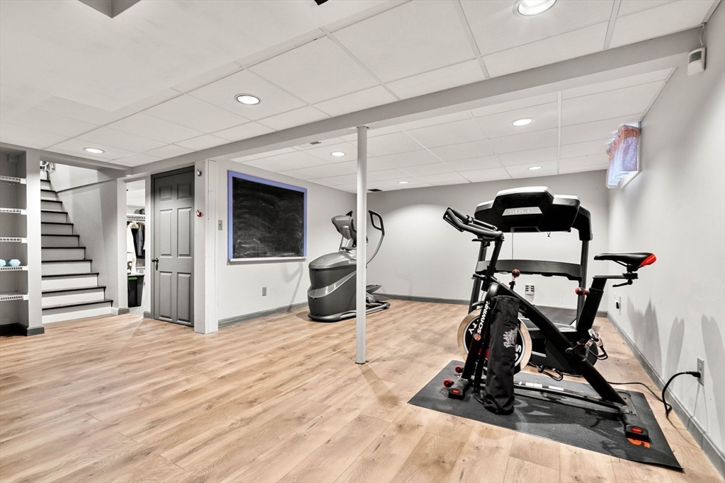 Haverhill, Massachusetts, 01835, United States, 3 Bedrooms Bedrooms, ,2 BathroomsBathrooms,Residential,For Sale,1967914