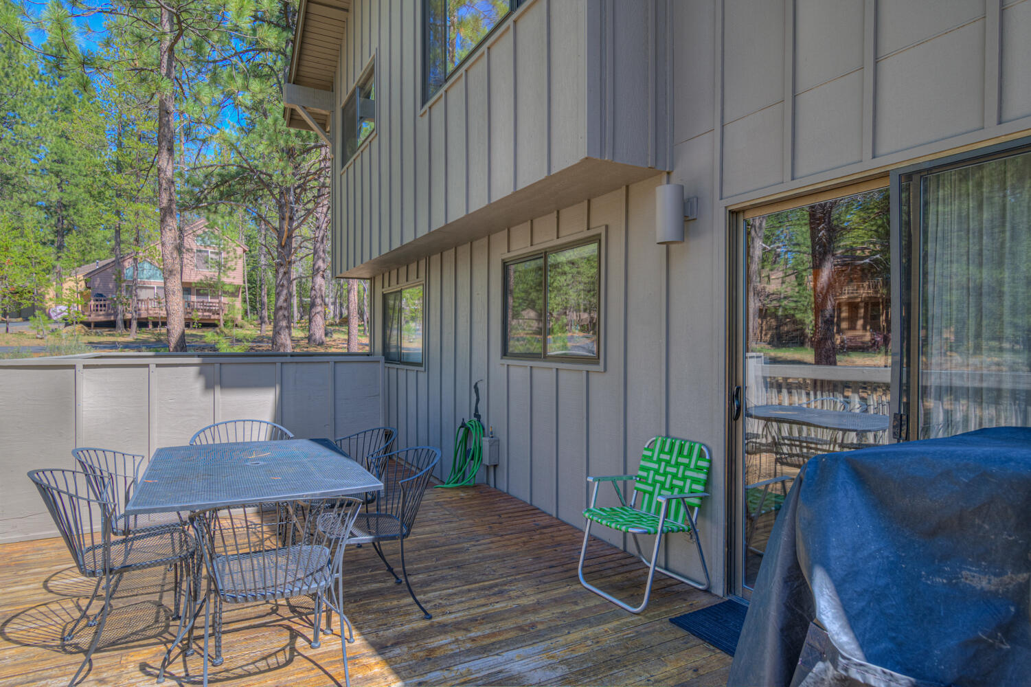 Sunriver, Oregon, 97707, United States, 3 Bedrooms Bedrooms, ,2 BathroomsBathrooms,Residential,For Sale,1978844