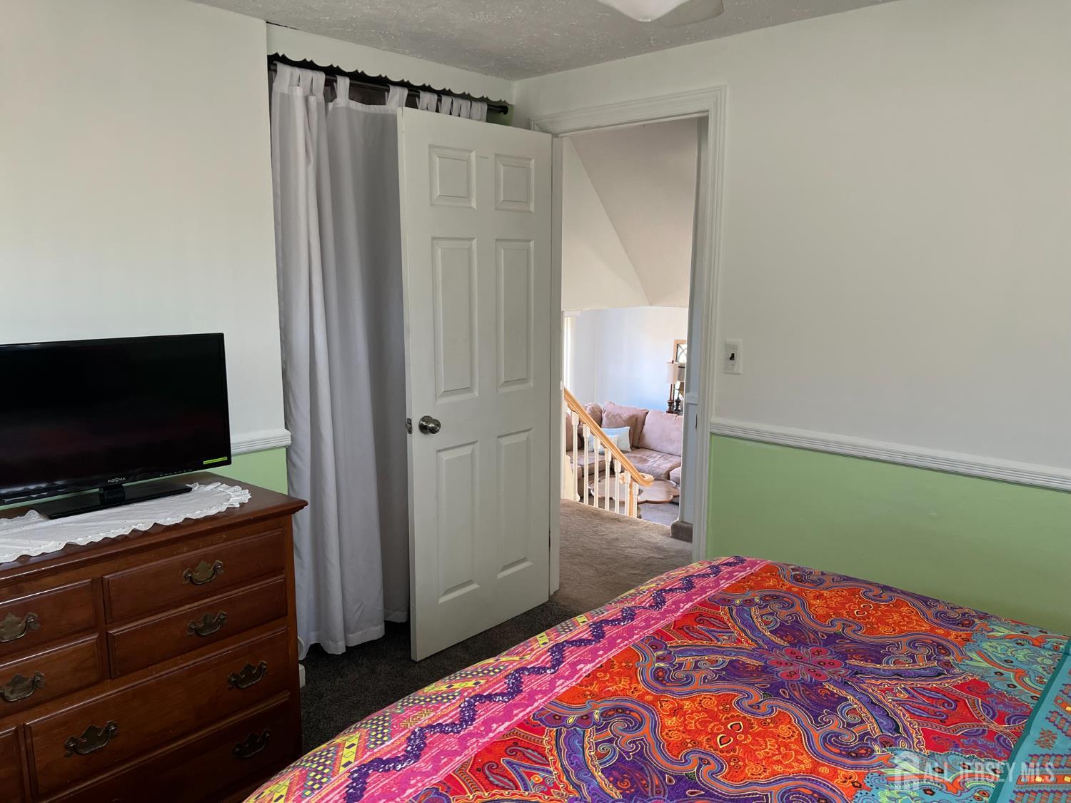 East Brunswick, New Jersey, 08816, United States, 3 Bedrooms Bedrooms, ,1 BathroomBathrooms,Residential,For Sale,2026561