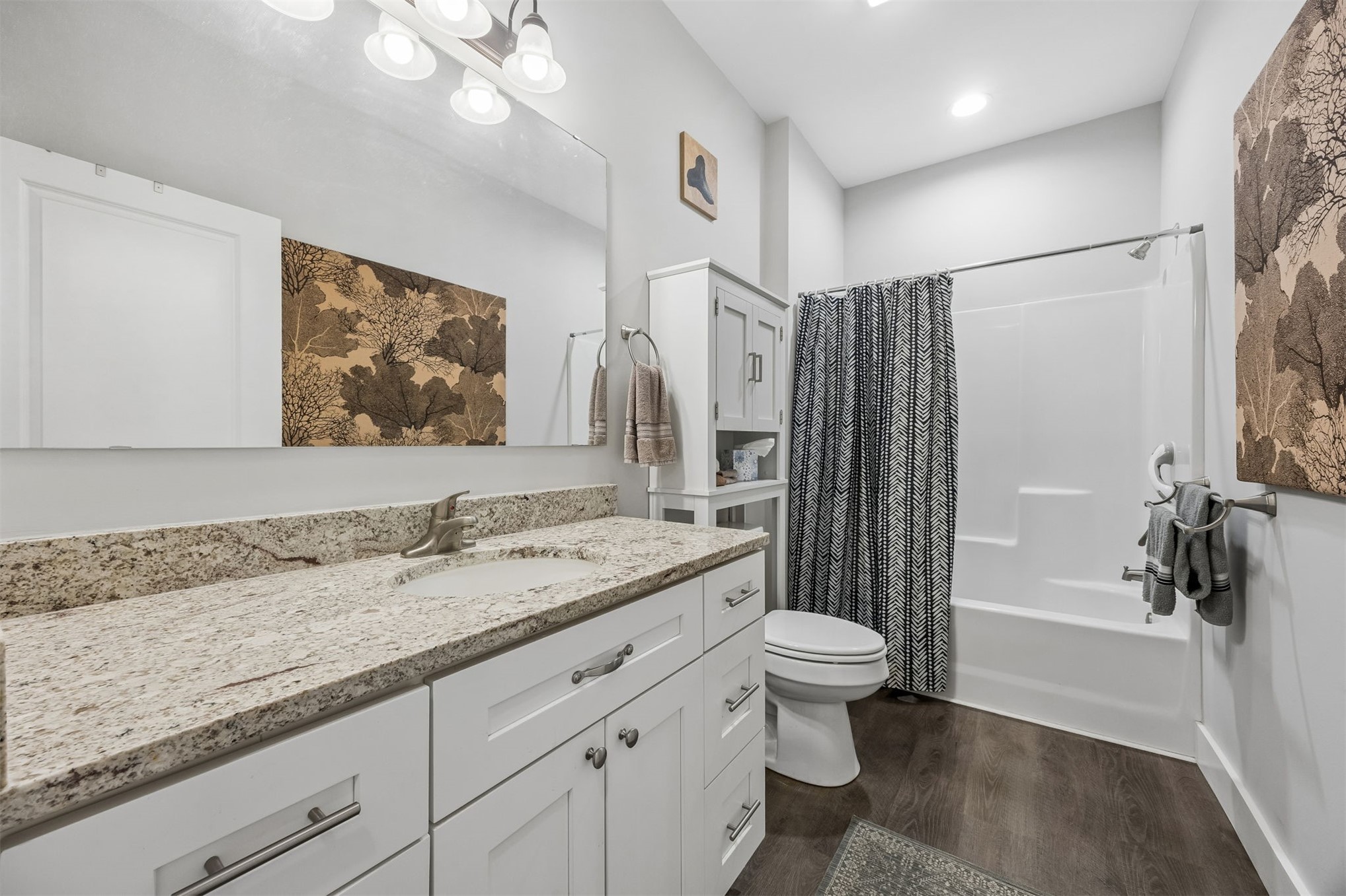 Fernandina Beach, Florida, 32034, United States, 3 Bedrooms Bedrooms, ,2 BathroomsBathrooms,Residential,For Sale,2040424