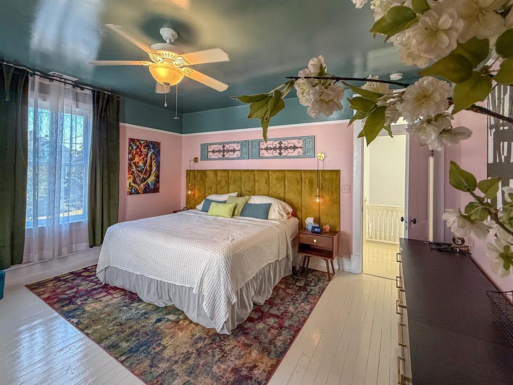 Cape Charles, Virginia, 23310, United States, 3 Bedrooms Bedrooms, ,3 BathroomsBathrooms,Residential,For Sale,1875371