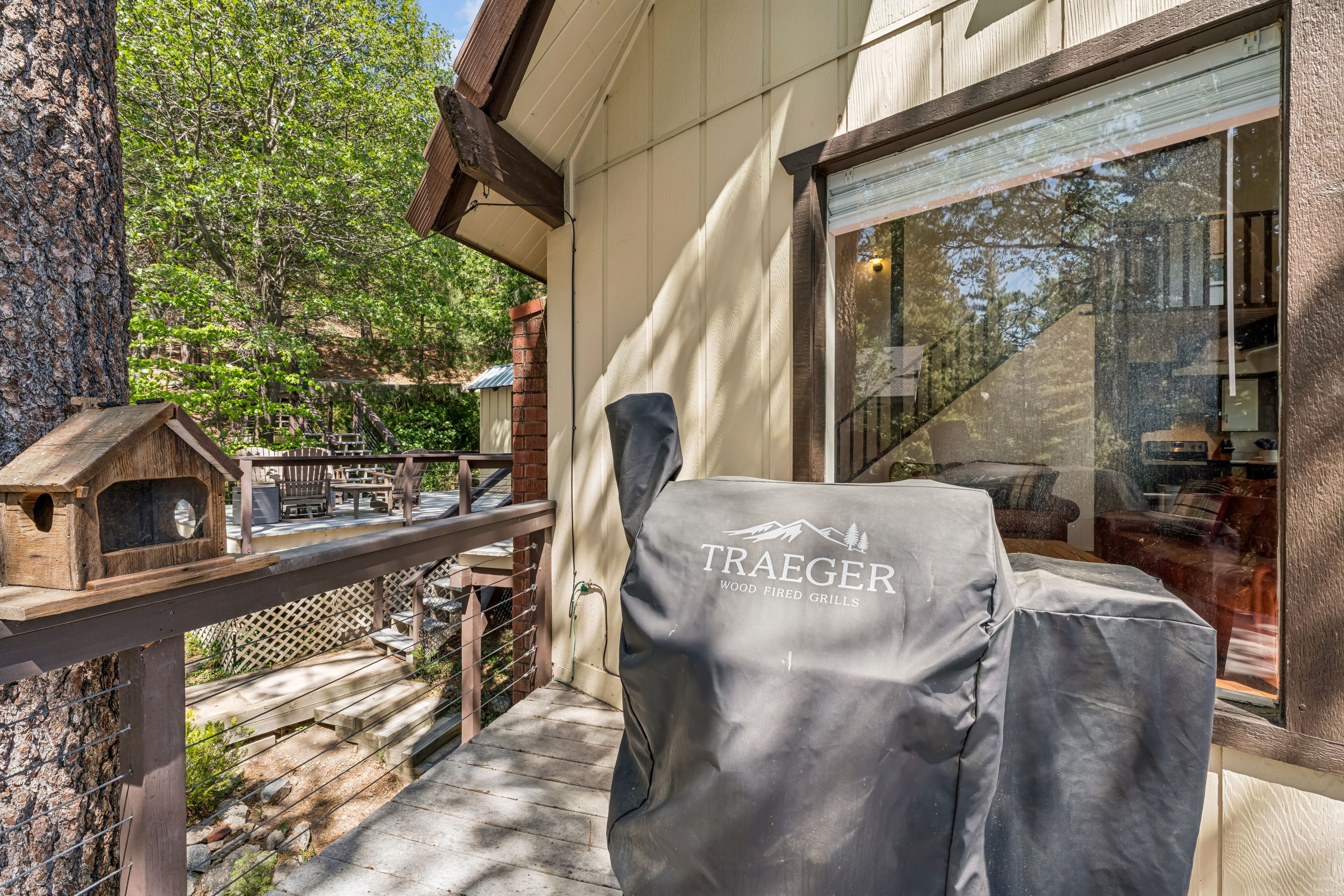  686 Grass Valley Road, Lake Arrowhead, CA 92352 - 物件實景