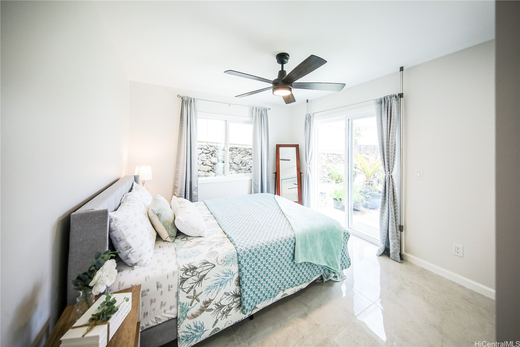 Kailua, Hawaii, 96734, United States, 7 Bedrooms Bedrooms, ,4 BathroomsBathrooms,Residential,For Sale,1846626