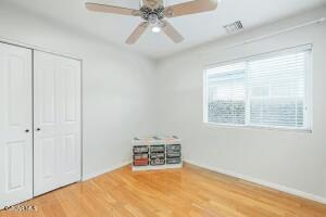 Van Nuys, California, 91405, United States, 3 Bedrooms Bedrooms, ,2 BathroomsBathrooms,Residential,For Sale,1939328