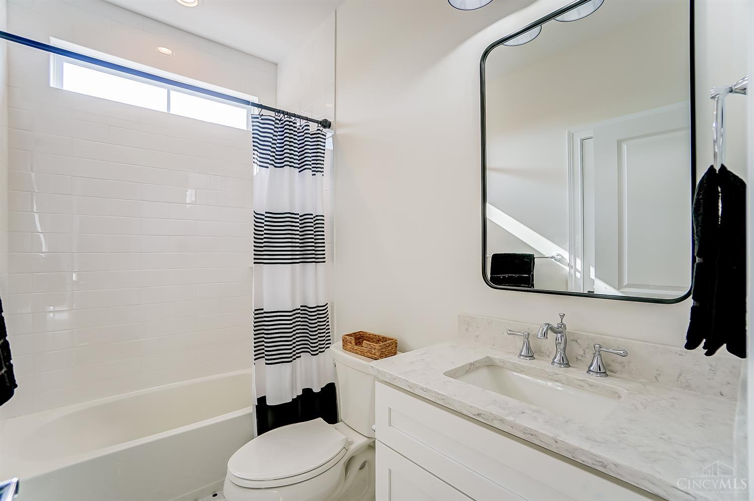 Madeira, Ohio, 45243, United States, 3 Bedrooms Bedrooms, ,3 BathroomsBathrooms,Residential,For Sale,2001703