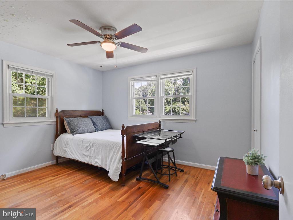 Springfield, Virginia, 22152, United States, 4 Bedrooms Bedrooms, ,3 BathroomsBathrooms,Residential,For Sale,1921904