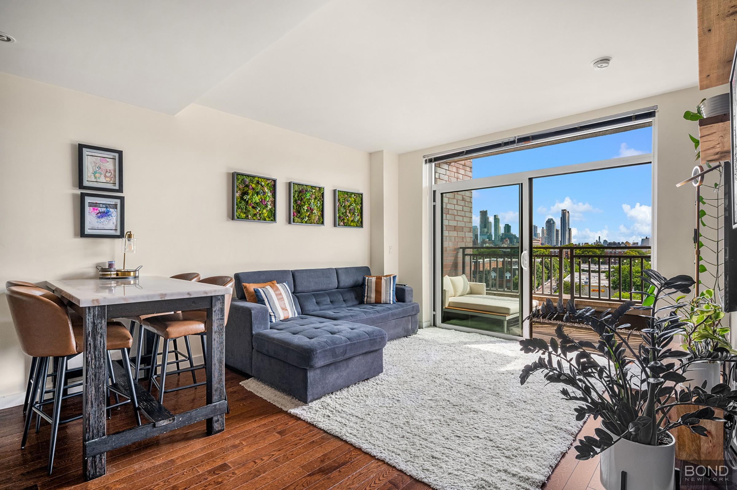 New York City, New York, 11106, United States, 2 Bedrooms Bedrooms, ,1 BathroomBathrooms,Residential,For Sale,1738654