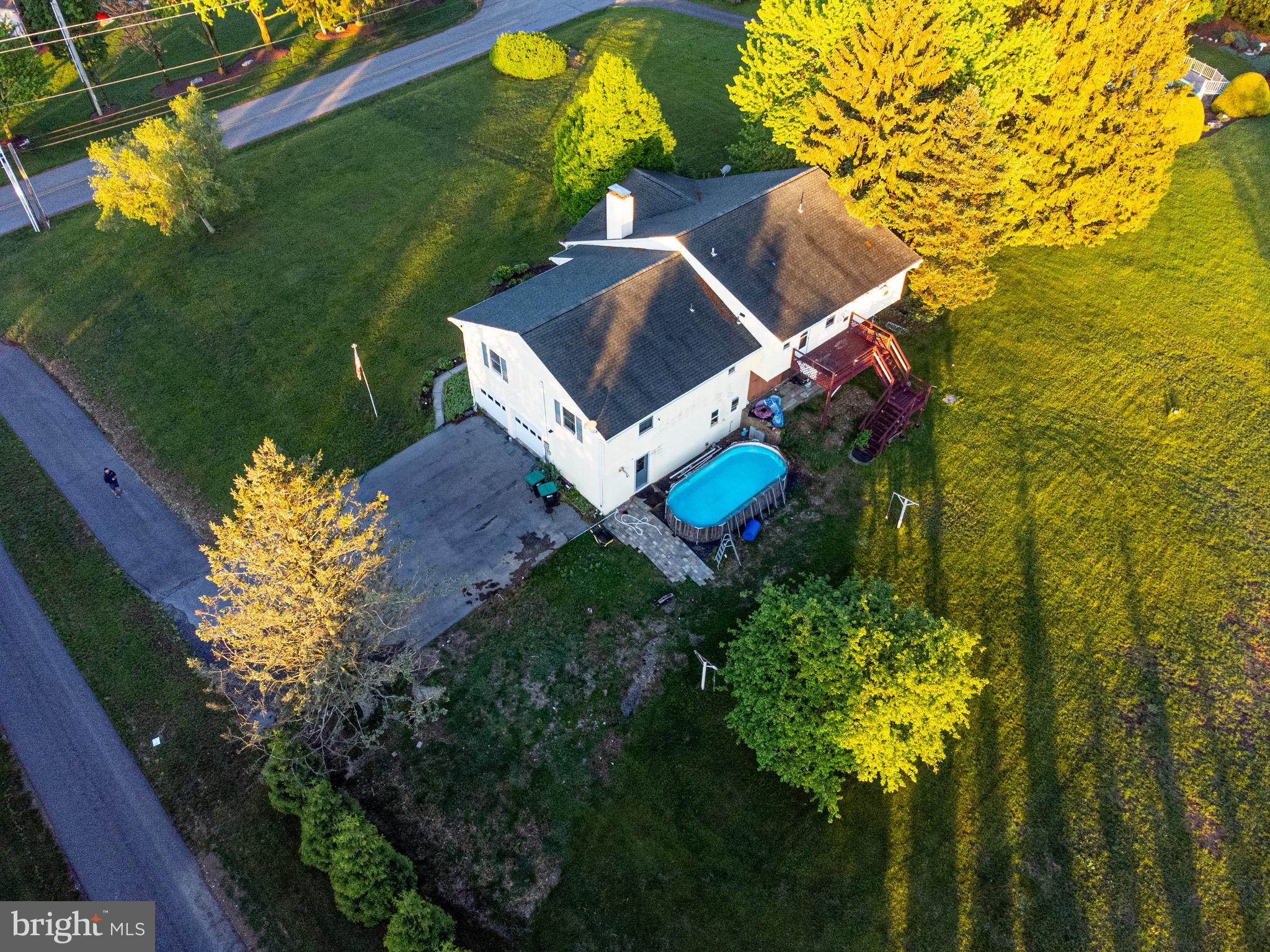 Fogelsville, Pennsylvania, 18051, United States, 4 Bedrooms Bedrooms, ,4 BathroomsBathrooms,Residential,For Sale,1827755
