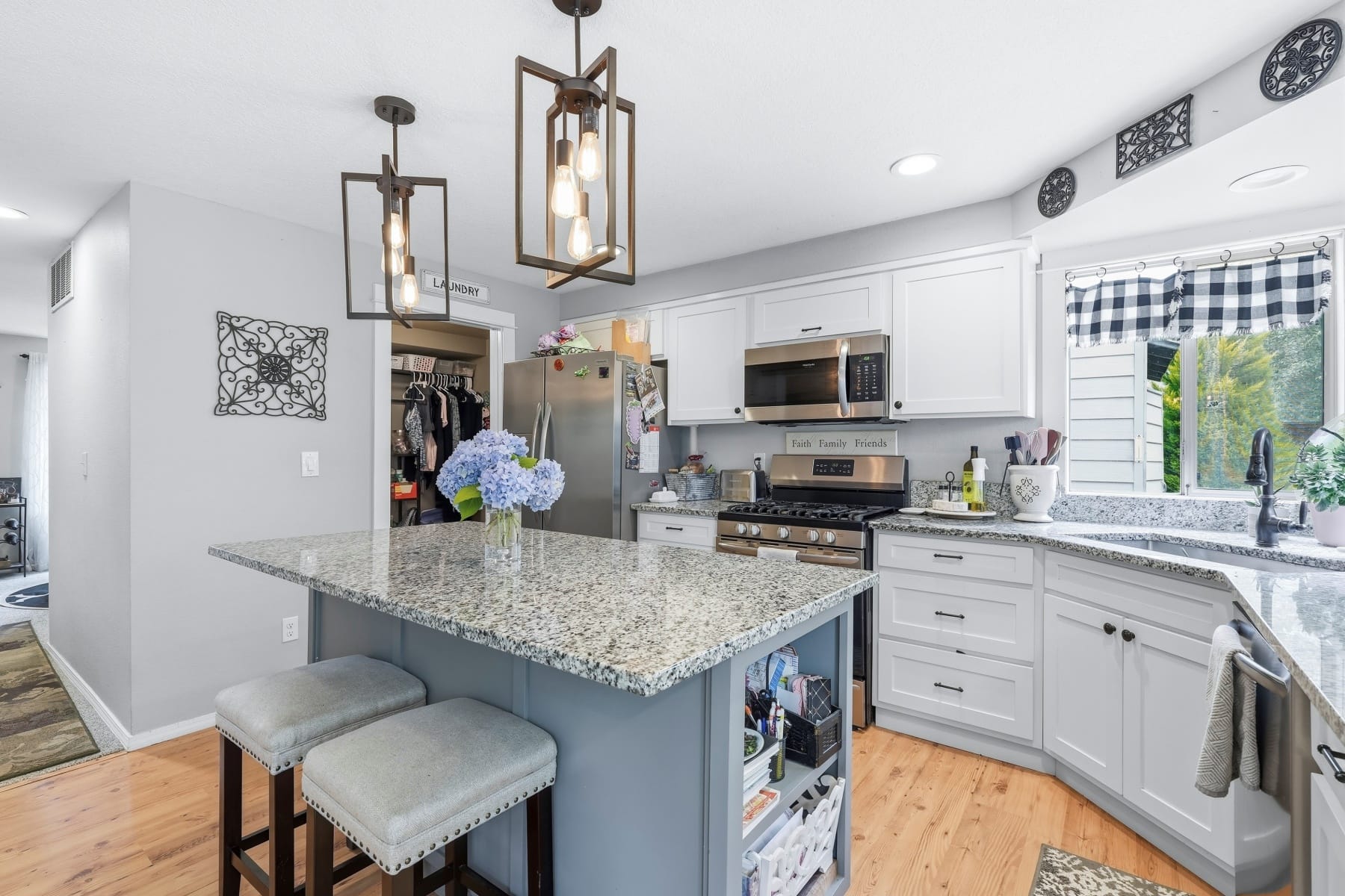  11235 SW CHAMPOEG DR Wilsonville, OR 97070 - 物件實景