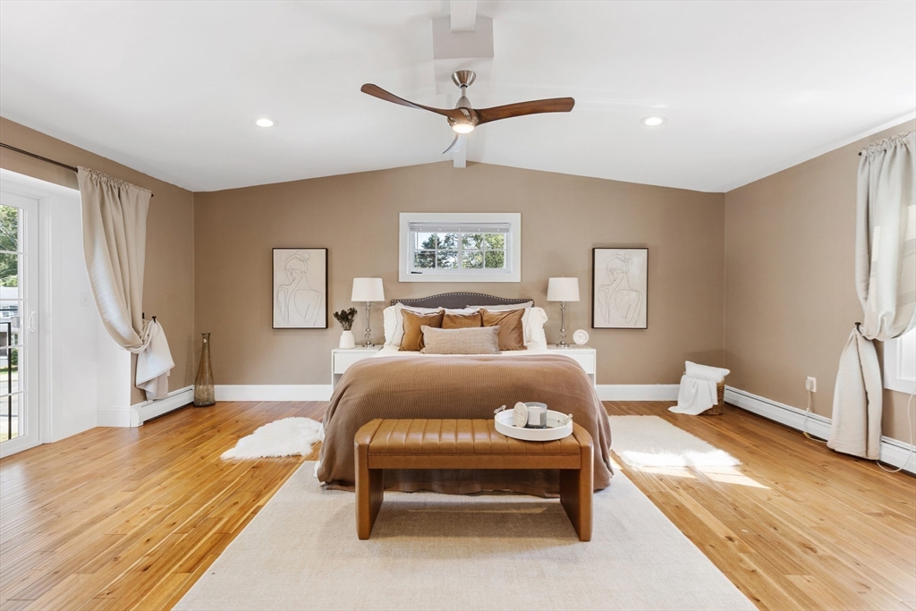 Malden, Massachusetts, 02148, United States, 5 Bedrooms Bedrooms, ,5 BathroomsBathrooms,Residential,For Sale,1984195