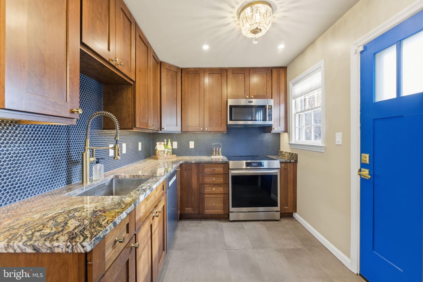 Kensington, Maryland, 20895, United States, 3 Bedrooms Bedrooms, ,2 BathroomsBathrooms,Residential,For Sale,1999038