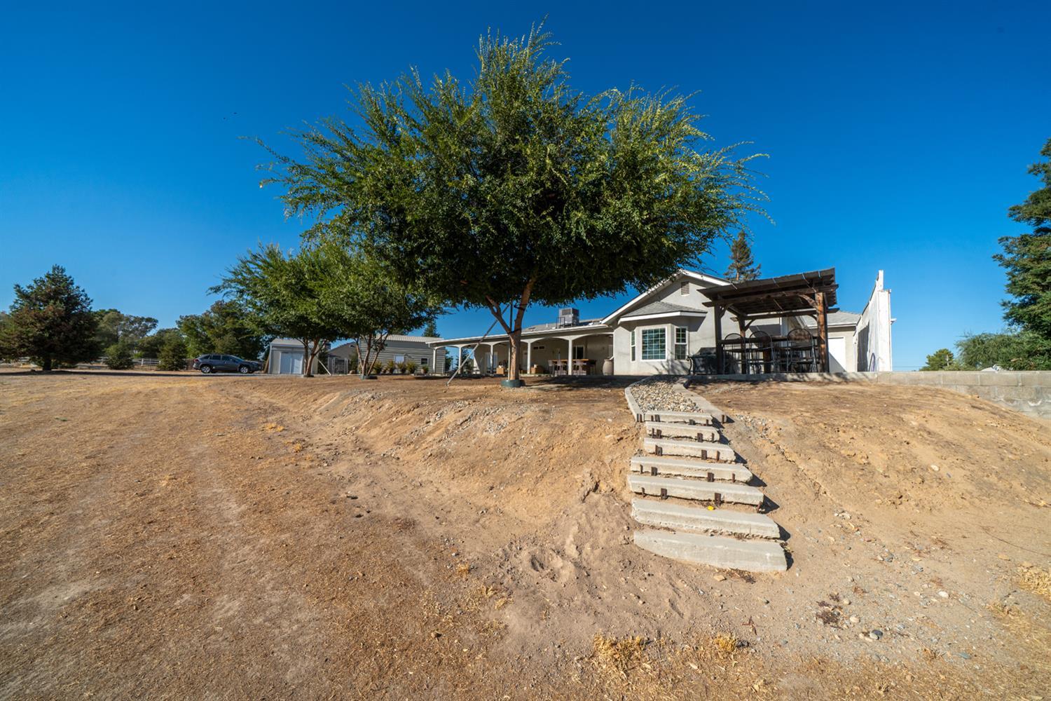 Madera, California, 93636, United States, 4 Bedrooms Bedrooms, ,3 BathroomsBathrooms,Residential,For Sale,1920863
