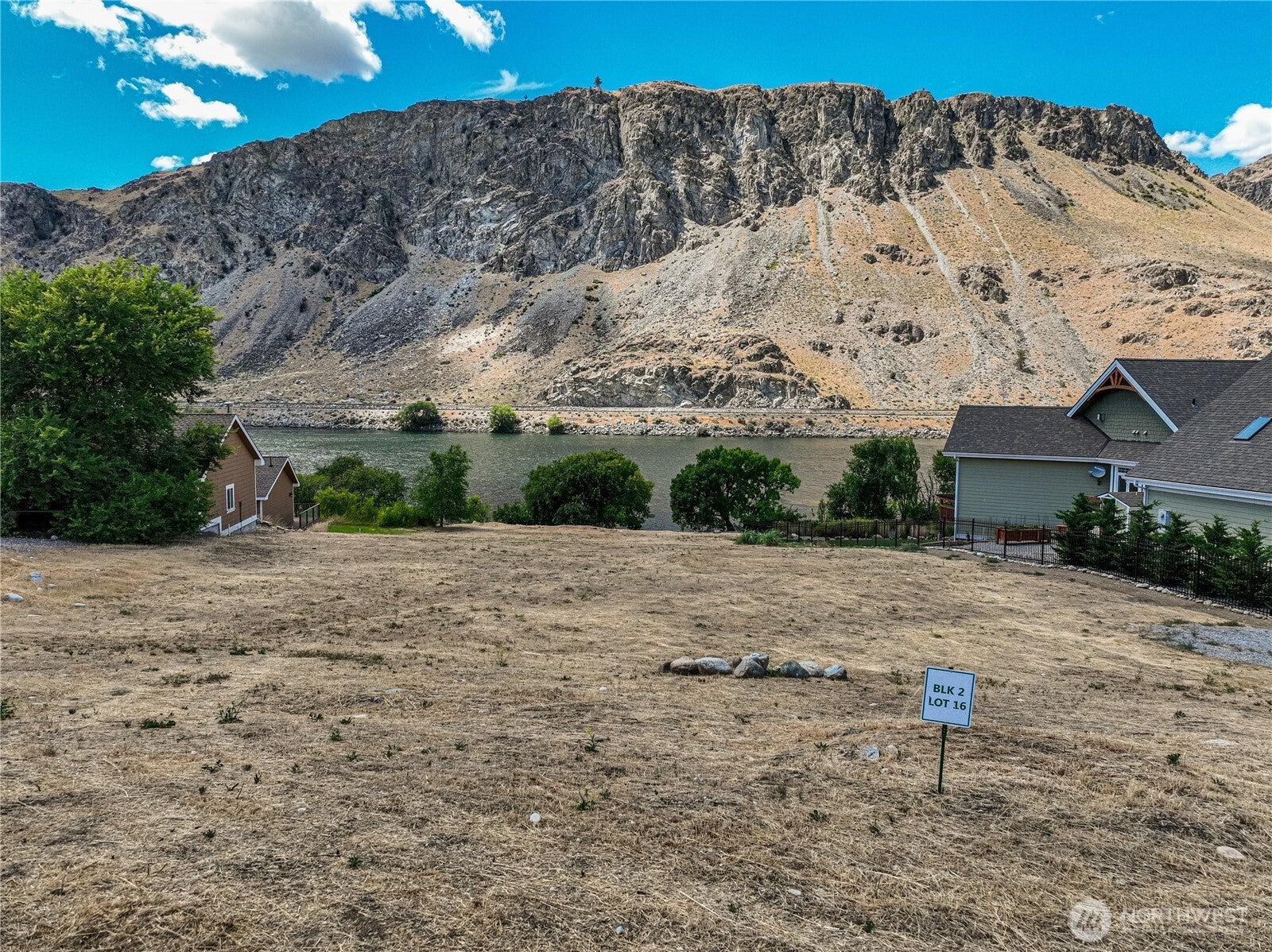 Orondo, Washington, 98843, United States, ,Land,For Sale,1731967