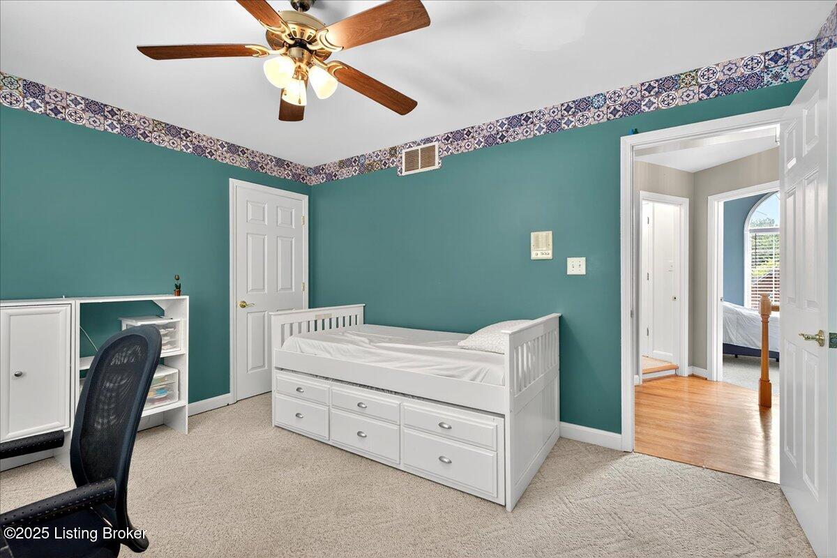 Louisville, Kentucky, 40214, United States, 4 Bedrooms Bedrooms, ,4 BathroomsBathrooms,Residential,For Sale,1911574