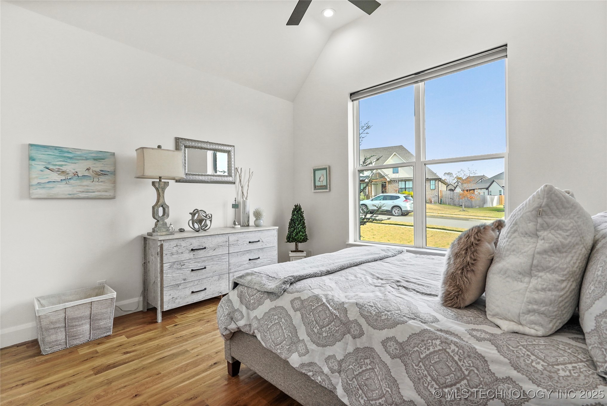 Broken Arrow, Oklahoma, 74014, United States, 3 Bedrooms Bedrooms, ,4 BathroomsBathrooms,Residential,For Sale,1997377