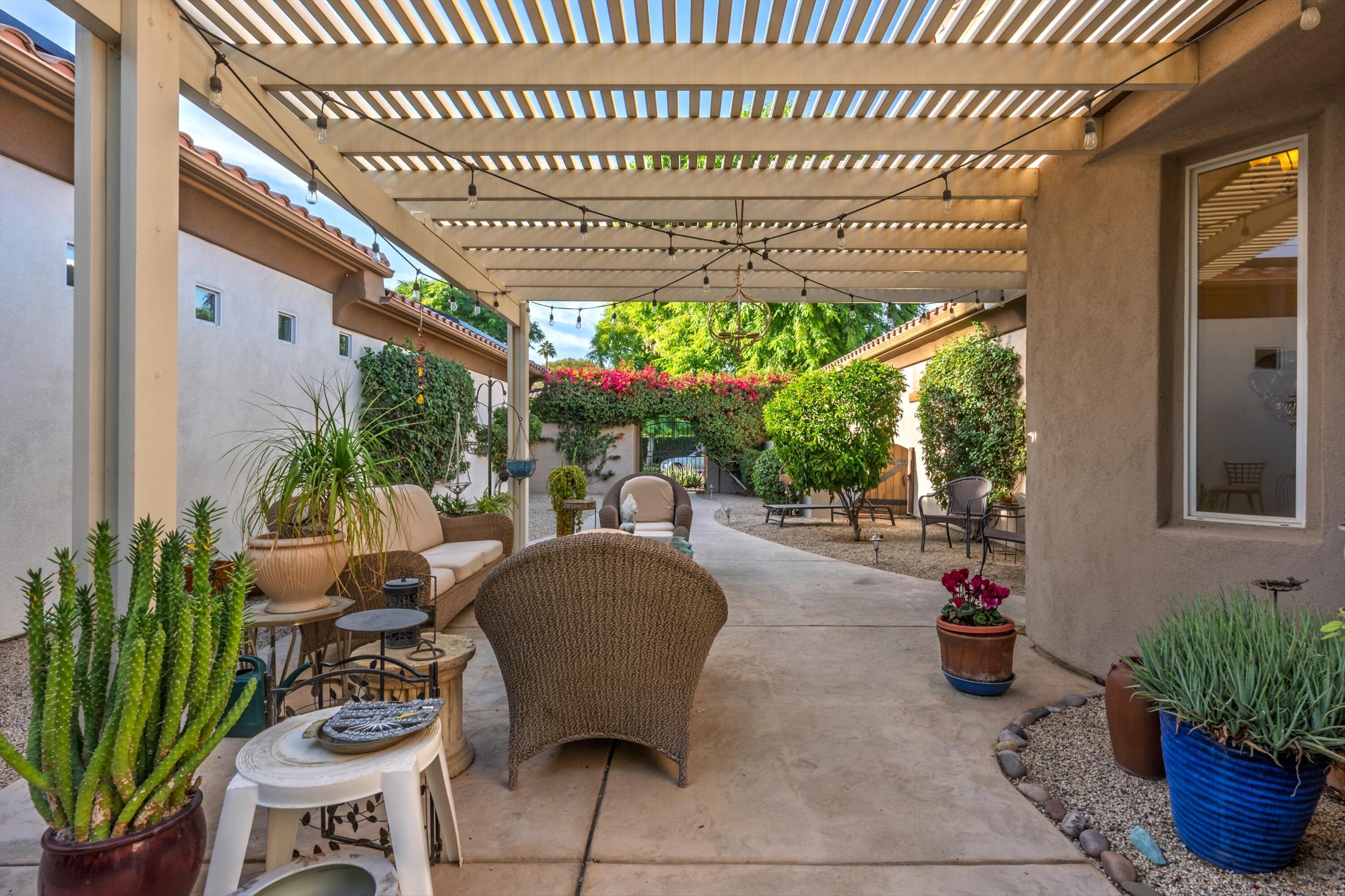 Rancho Mirage, California, 92270, United States, 2 Bedrooms Bedrooms, ,2 BathroomsBathrooms,Residential,For Sale,1989159