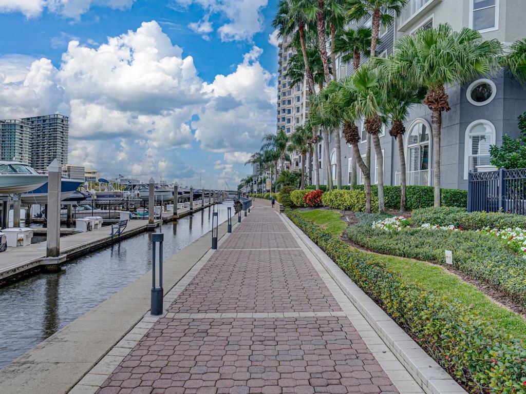 Tampa, Florida, 33602, United States, 2 Bedrooms Bedrooms, ,2 BathroomsBathrooms,Residential,For Sale,1745994