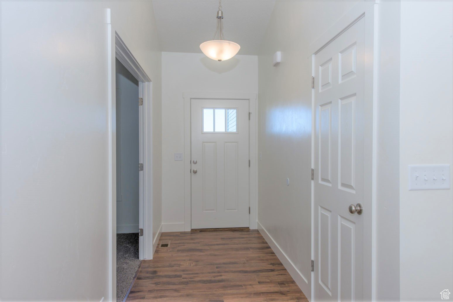 Hyrum, Utah, 84319, United States, 3 Bedrooms Bedrooms, ,2 BathroomsBathrooms,Residential,For Sale,1929155