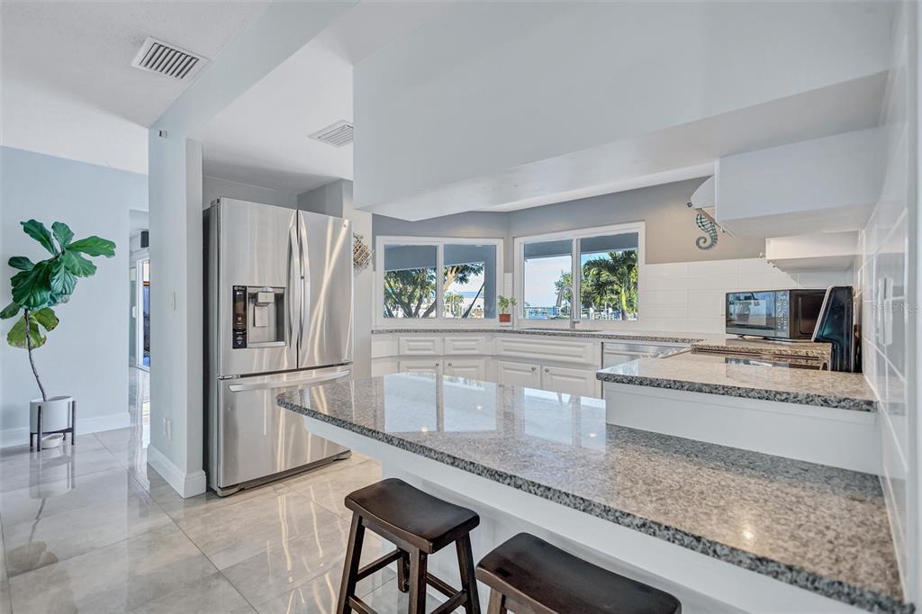 St Petersburg, Florida, 33705, United States, 4 Bedrooms Bedrooms, ,3 BathroomsBathrooms,Residential,For Sale,1991648