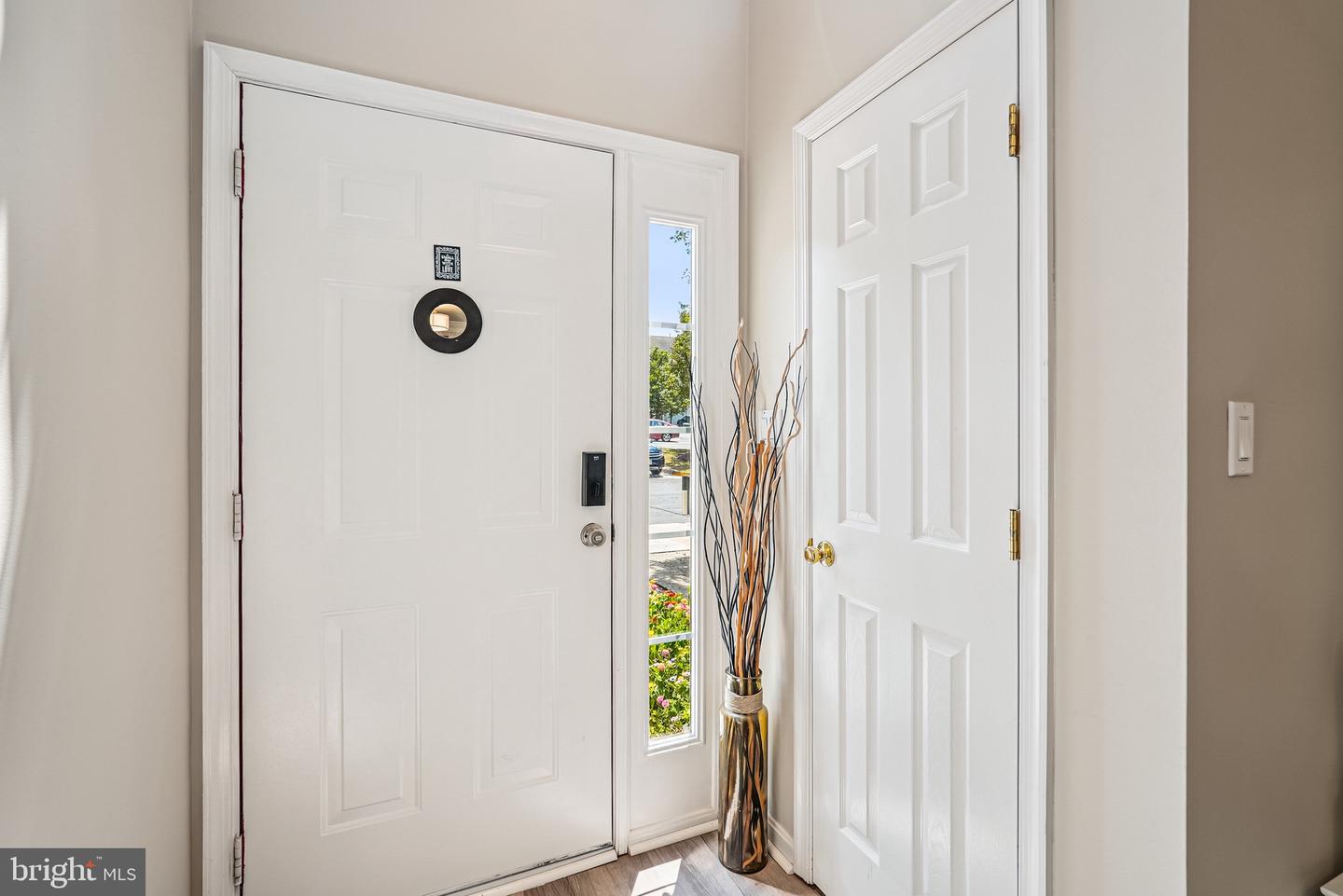 Ashburn, Virginia, 20147, United States, 3 Bedrooms Bedrooms, ,4 BathroomsBathrooms,Residential,For Sale,1906783