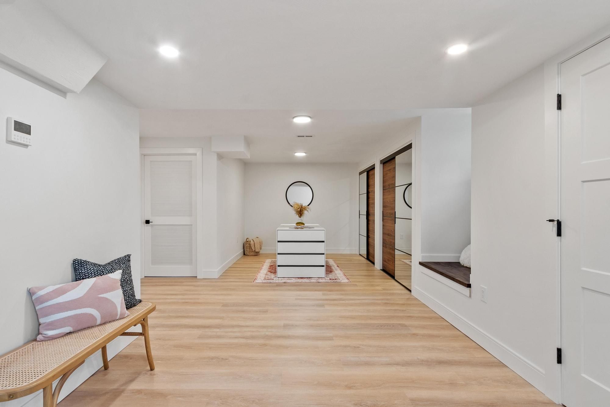  58 Neillian Street, Bedford, MA, 01730 - 物件實景