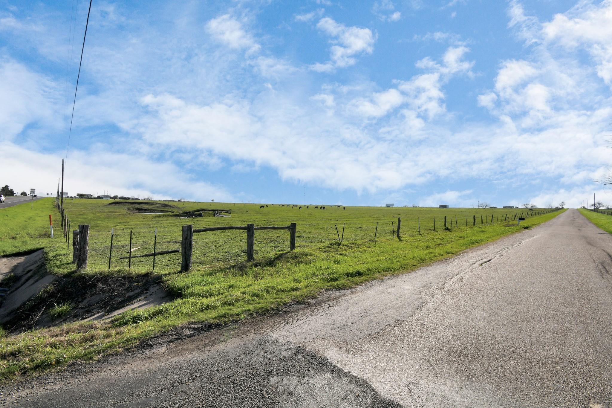 Schulenburg, Texas, 78956, United States, ,Land,For Sale,1983835