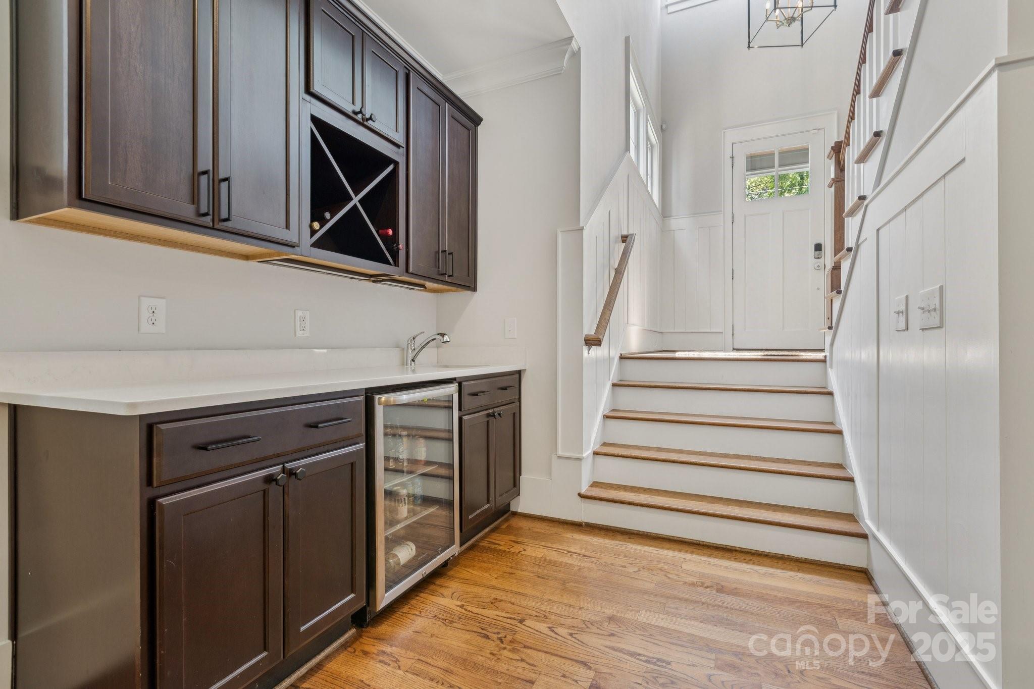 Charlotte, North Carolina, 28204, United States, 4 Bedrooms Bedrooms, ,5 BathroomsBathrooms,Residential,For Sale,1906125