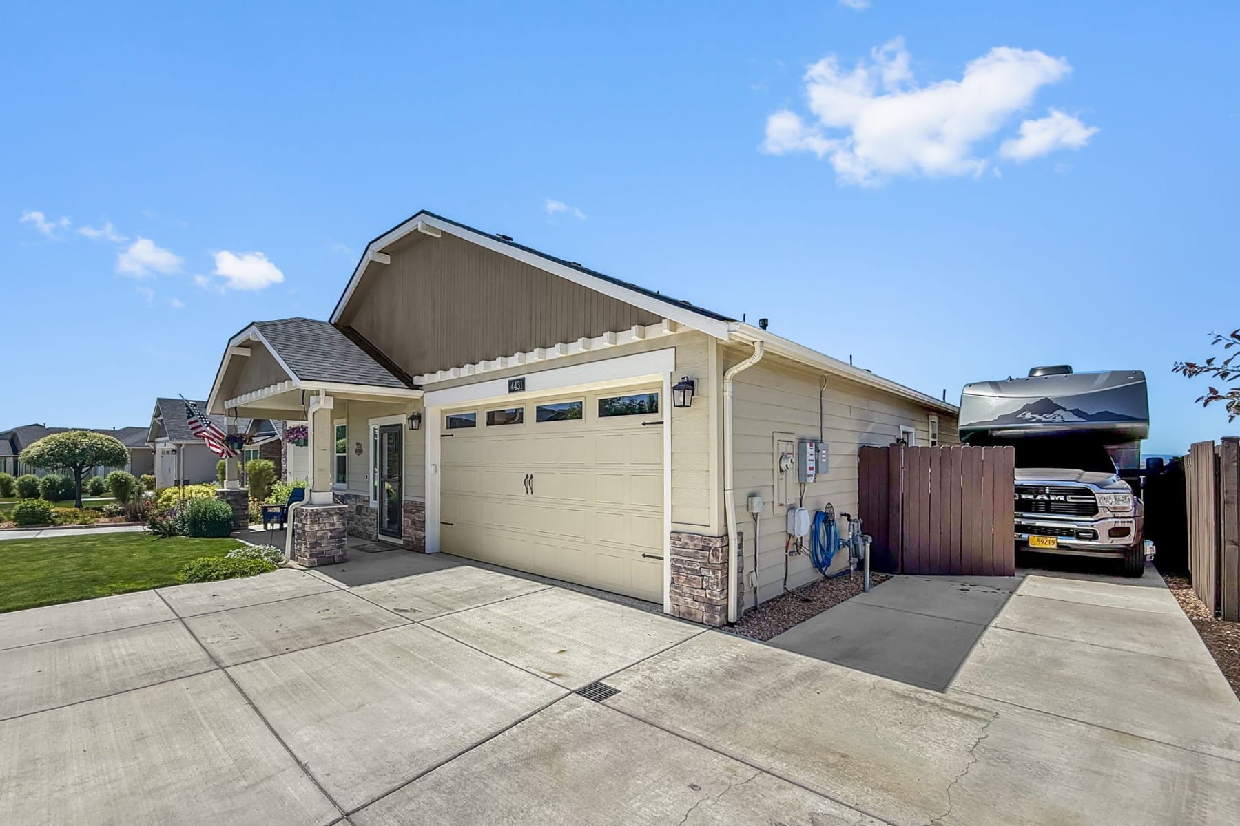  4431 SW Salmon Place Redmond, OR 97756 - 物件實景