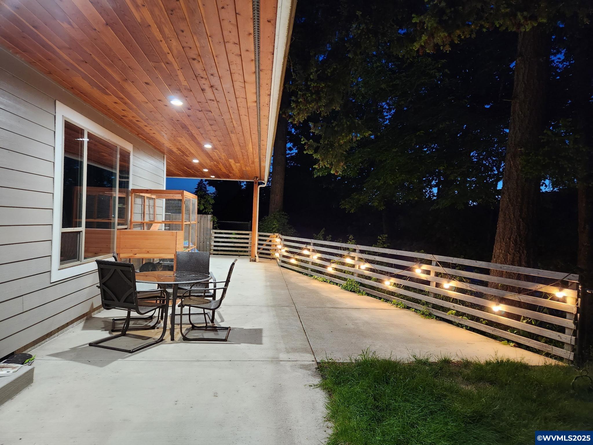 Mill City, Oregon, 97360, United States, 3 Bedrooms Bedrooms, ,2 BathroomsBathrooms,Residential,For Sale,1820943