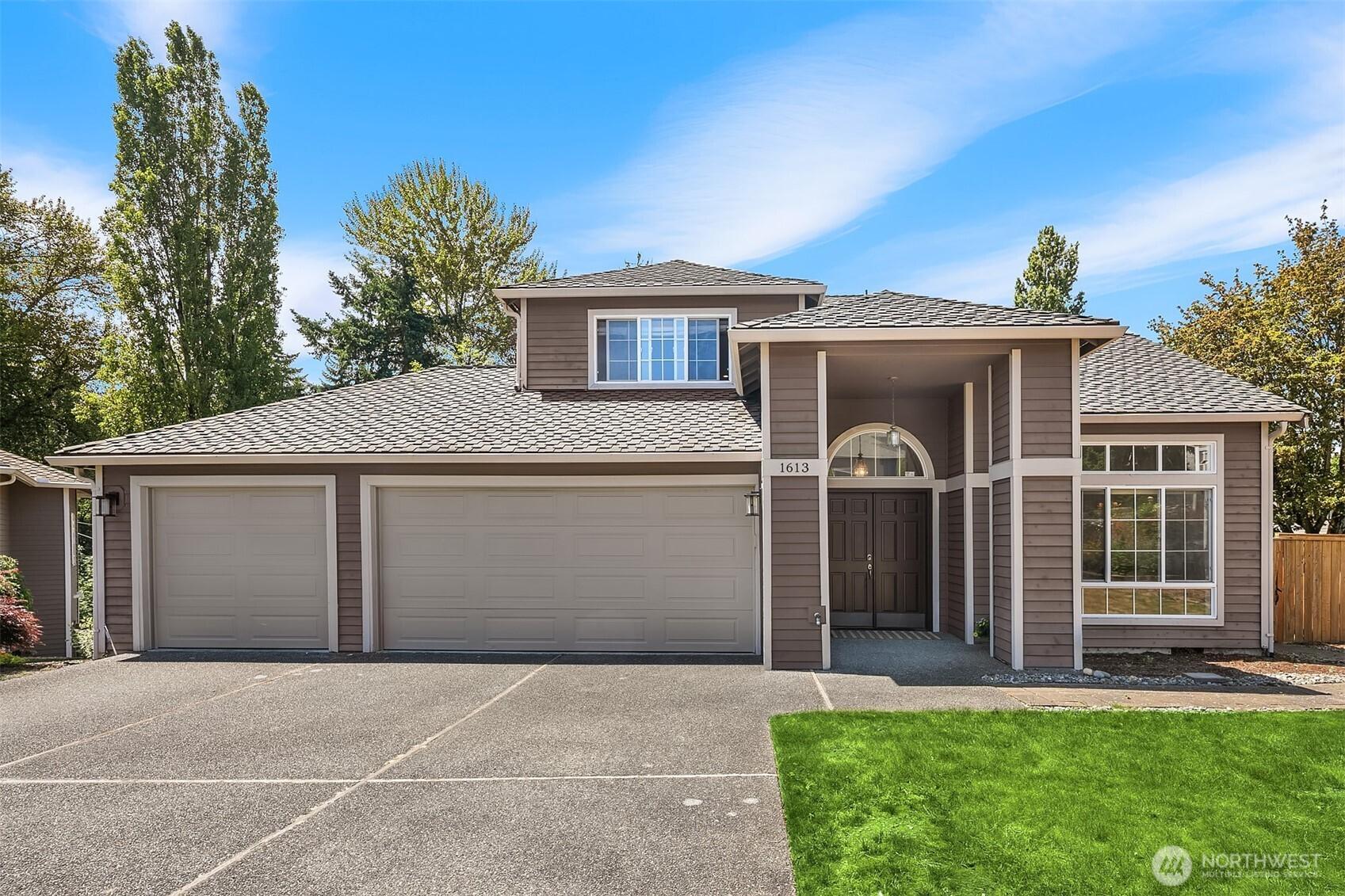 RENTON, Washington, 98059, United States, 4 Bedrooms Bedrooms, ,4 BathroomsBathrooms,Residential,For Sale,1882417