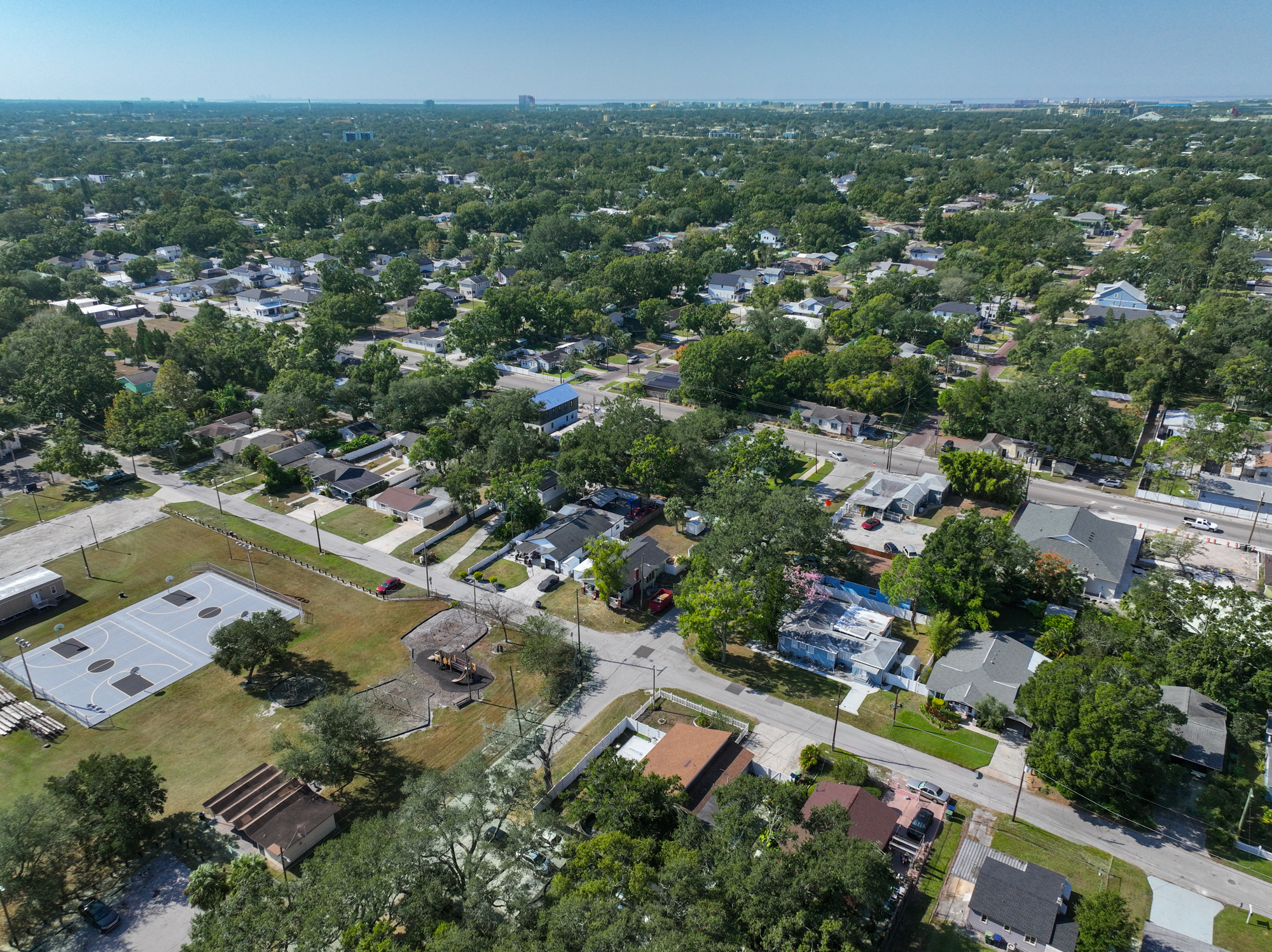 Tampa, Florida, 33603, United States, 3 Bedrooms Bedrooms, ,2 BathroomsBathrooms,Residential,For Sale,1995425