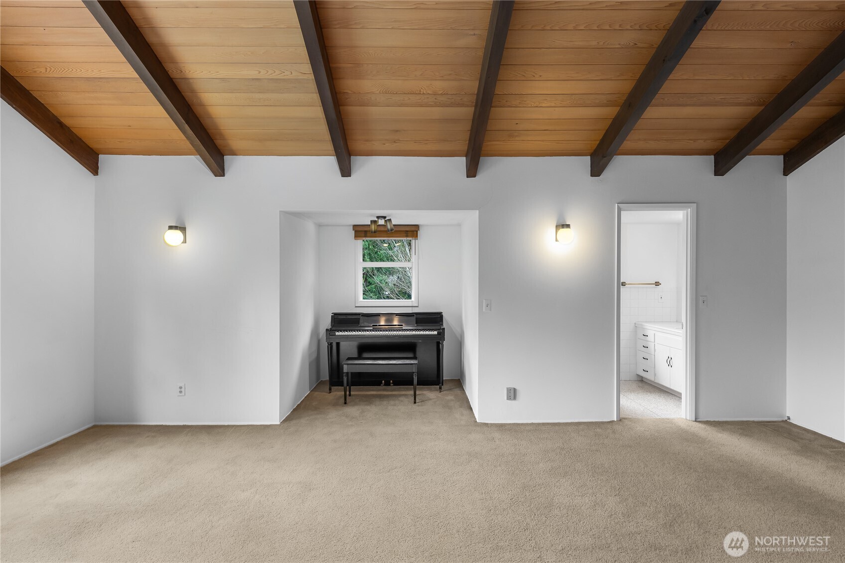 Bellevue, Washington, 98008, United States, 5 Bedrooms Bedrooms, ,2 BathroomsBathrooms,Residential,For Sale,2003304