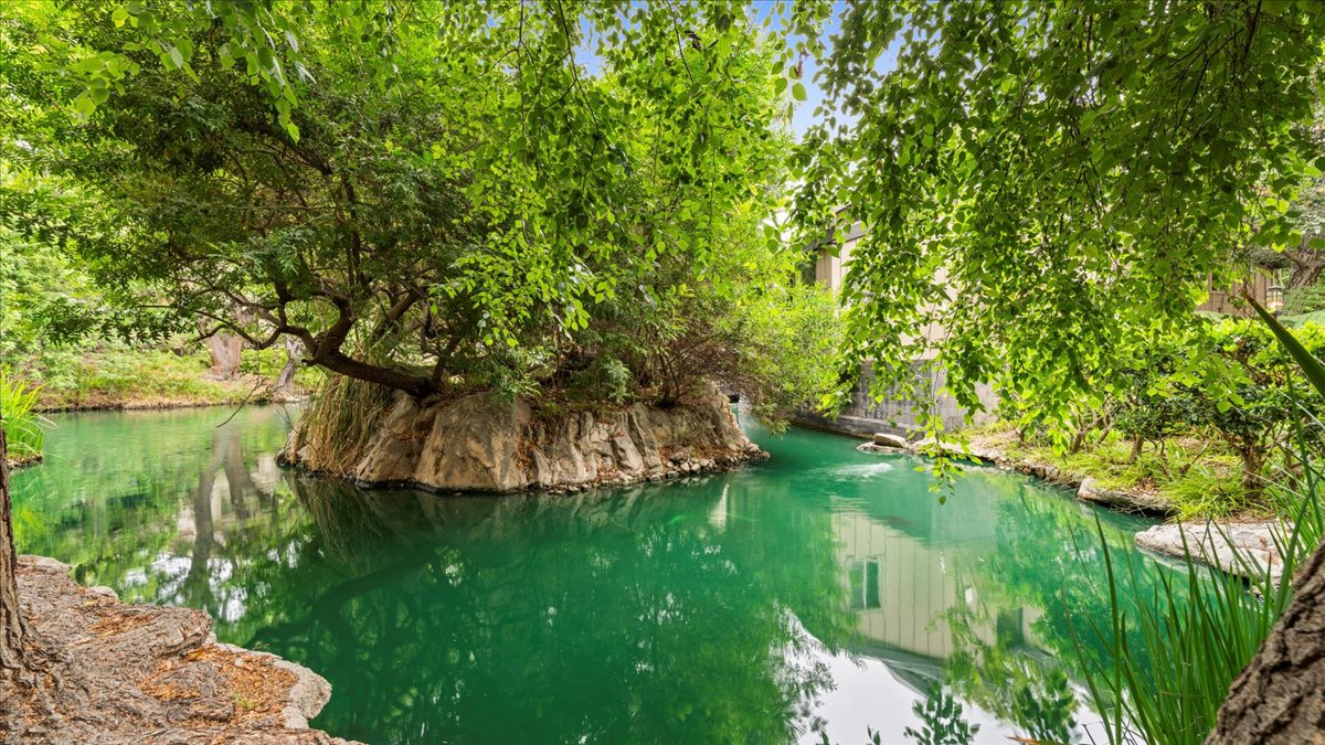 Culver City, California, 90230, United States, 1 Bedroom Bedrooms, ,1 BathroomBathrooms,Residential,For Sale,1981473