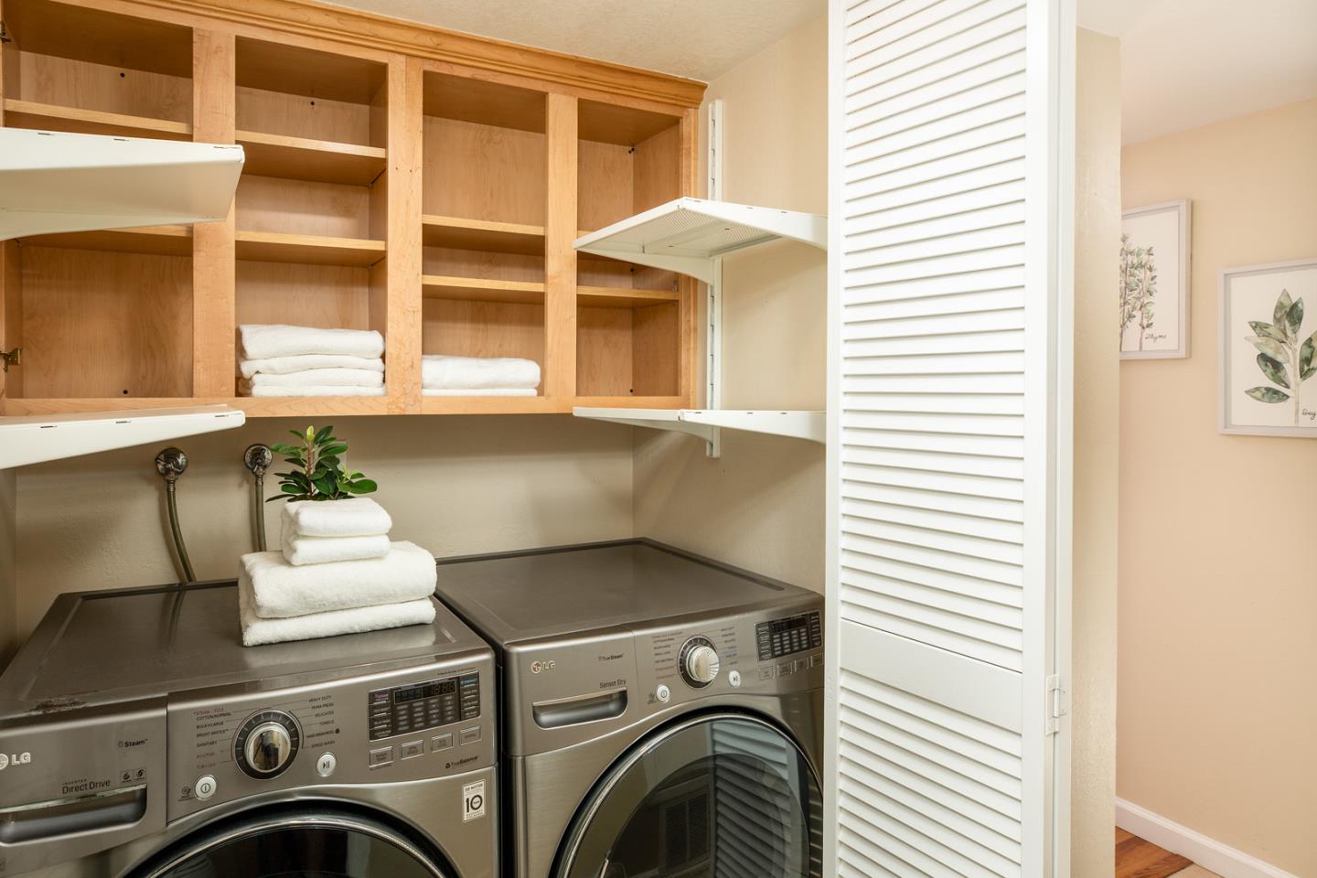 San Jose, California, 95126, United States, 3 Bedrooms Bedrooms, ,3 BathroomsBathrooms,Residential,For Sale,1960558