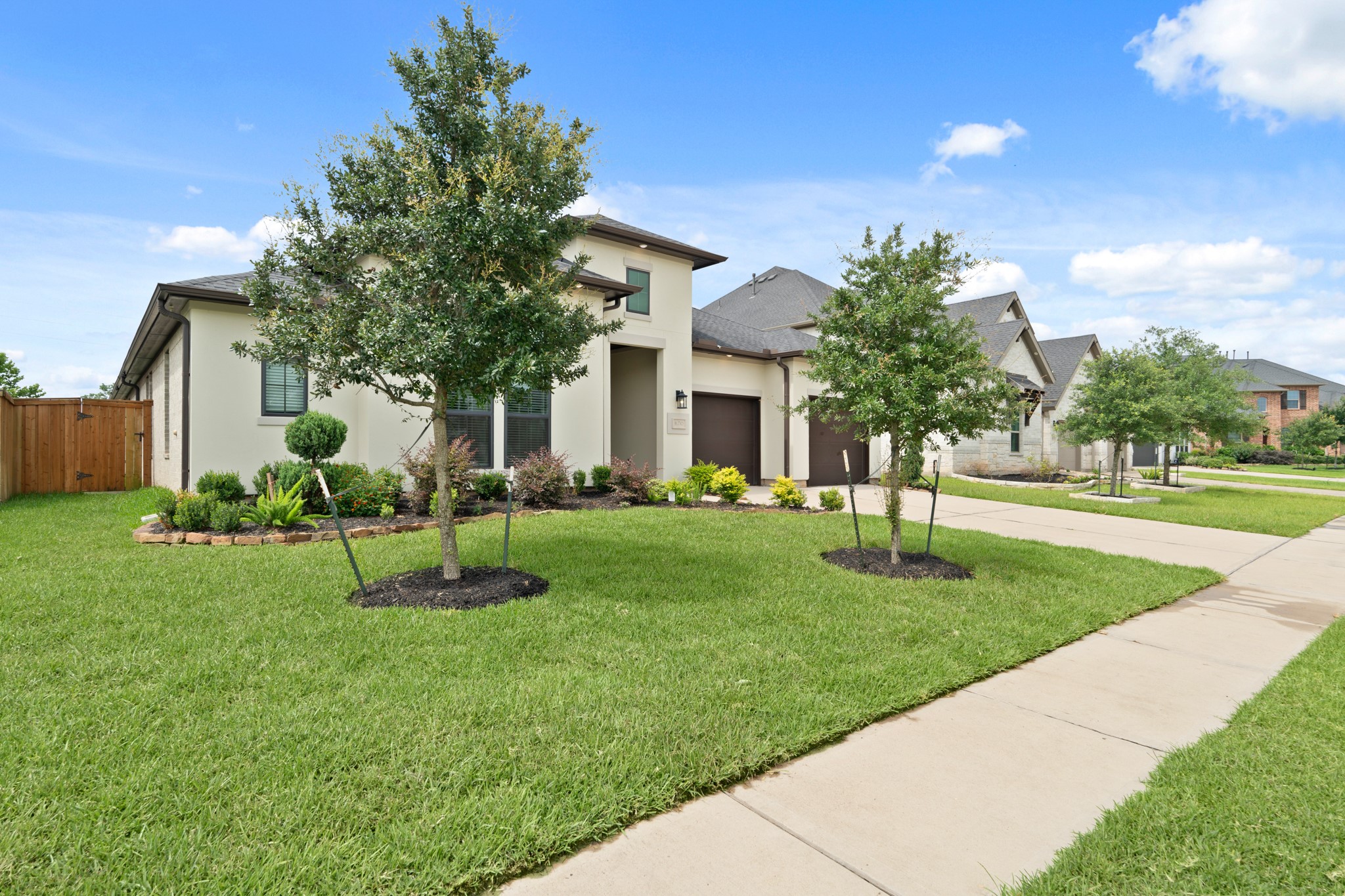 Katy, Texas, 77494, United States, 4 Bedrooms Bedrooms, ,3 BathroomsBathrooms,Residential,For Sale,1903819