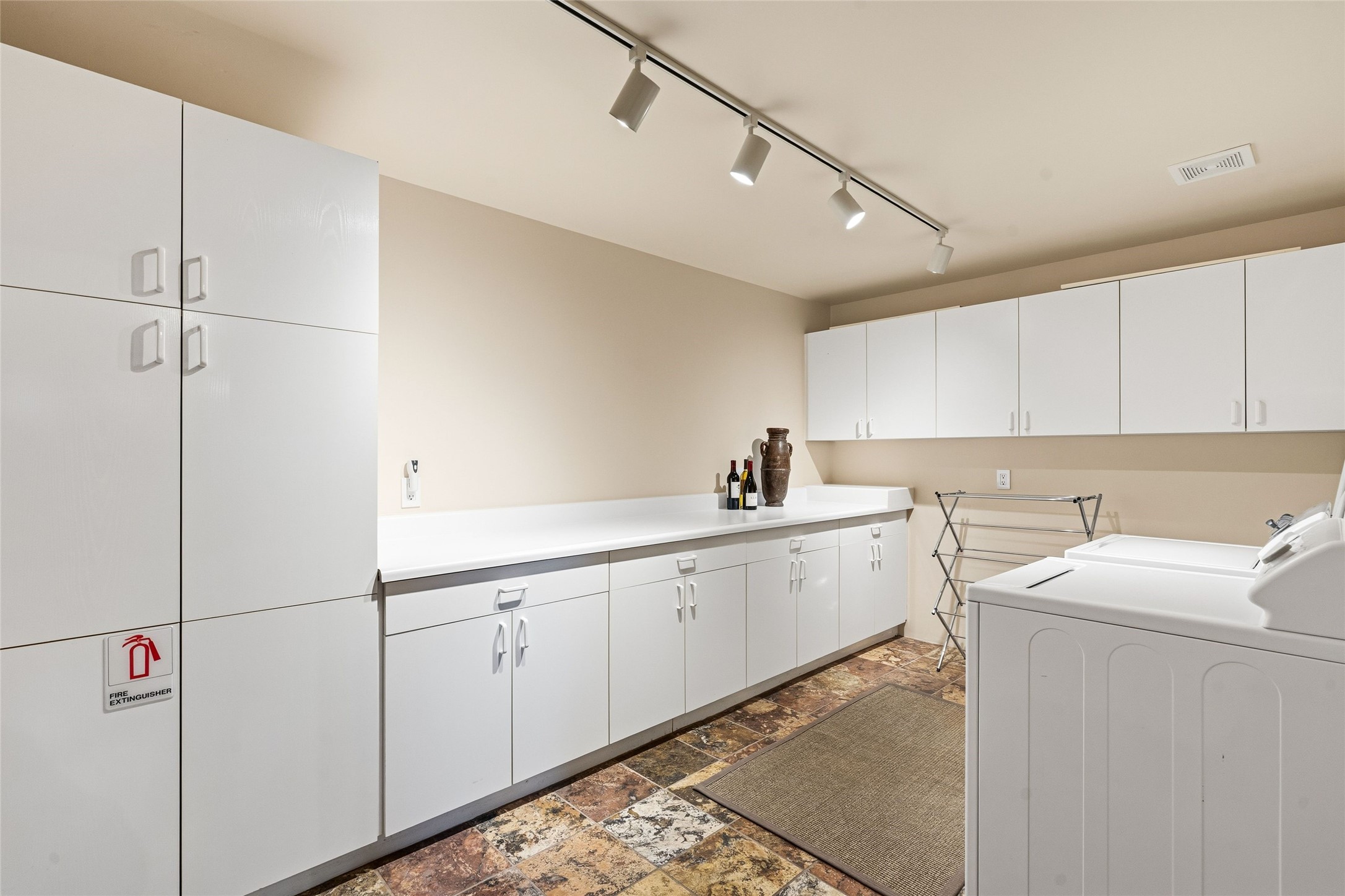  414 Camino Delora Unit 2 - 物件實景