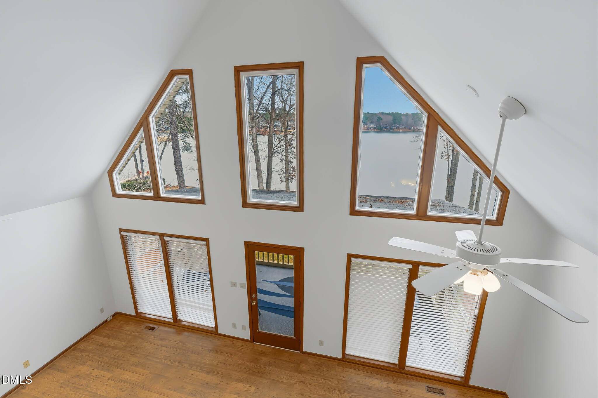 Louisburg, North Carolina, 27549, United States, 3 Bedrooms Bedrooms, ,3 BathroomsBathrooms,Residential,For Sale,2008797