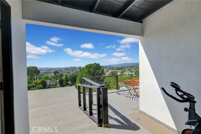 Los Angeles, California, 90027, United States, 3 Bedrooms Bedrooms, ,3 BathroomsBathrooms,Residential,For Sale,1980837