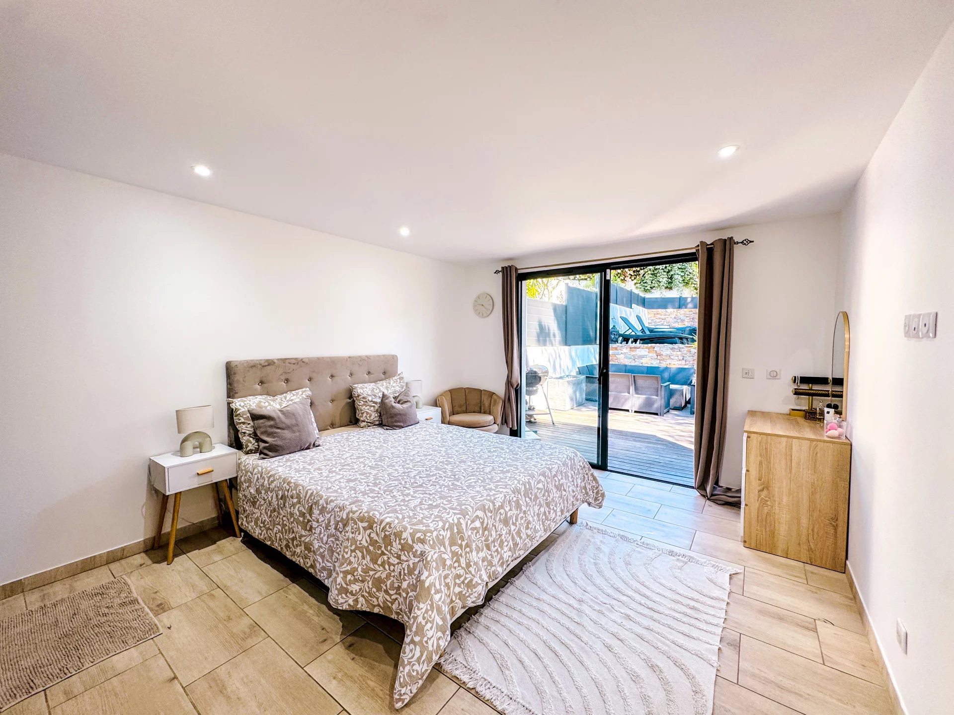La Garde, Provence-Alpes-Côte d’Azur, 83130, FR, 4 Bedrooms Bedrooms, ,2 BathroomsBathrooms,Residential,For Sale,1867266