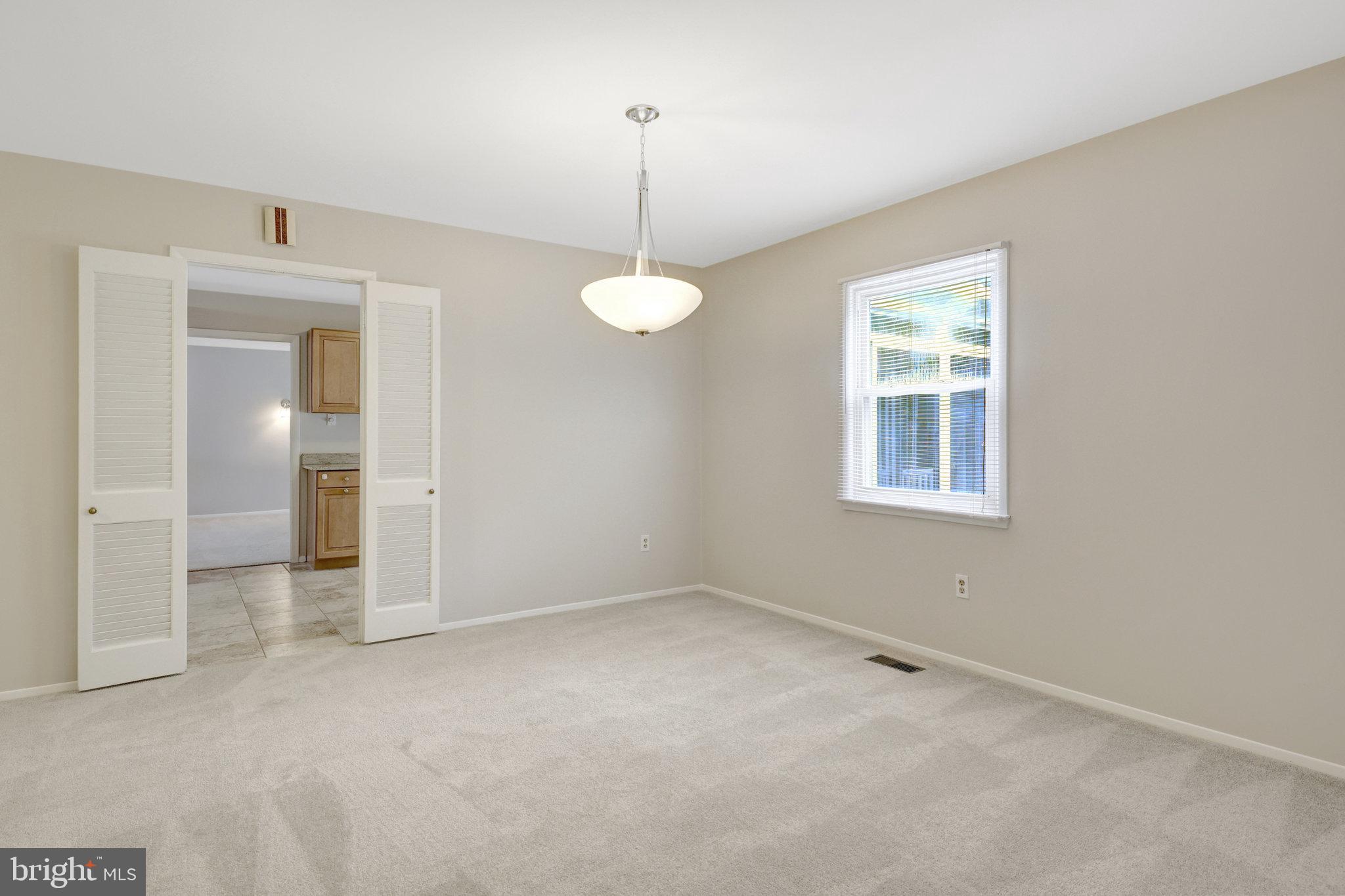 Fairfax, Virginia, 22033, United States, 4 Bedrooms Bedrooms, ,2 BathroomsBathrooms,Residential,For Sale,1927804