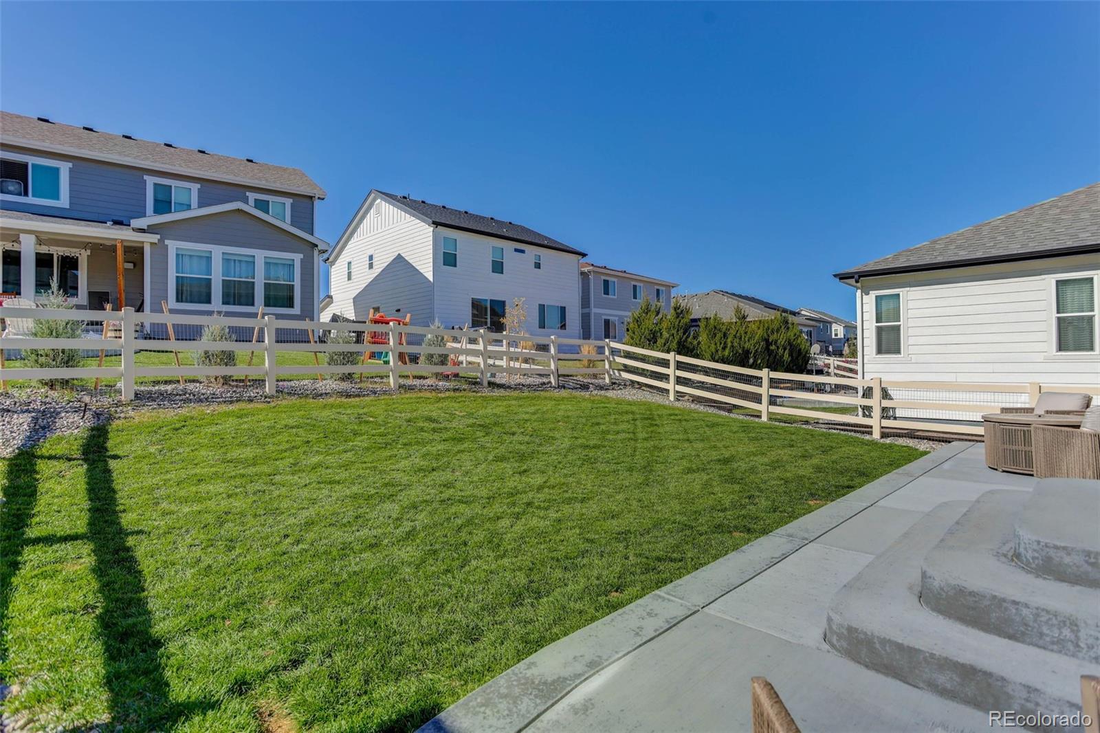 Castle Rock, Colorado, 80104, United States, 3 Bedrooms Bedrooms, ,2 BathroomsBathrooms,Residential,For Sale,1967525