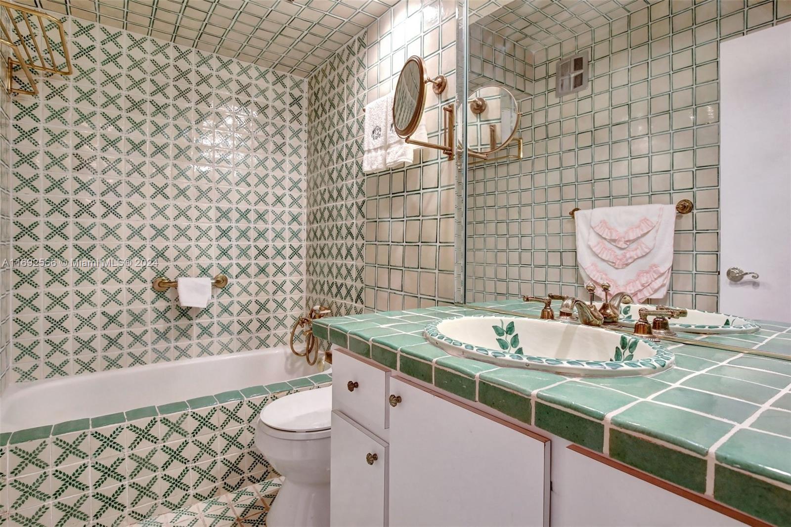 450 Paradise Isle Blvd Unit 307 and 308, Hallandale Beach, Florida, 33009, United States, 2 Bedrooms Bedrooms, ,2 BathroomsBathrooms,Residential,For Sale,450 Paradise Isle Blvd Unit 307 and 308,1658678