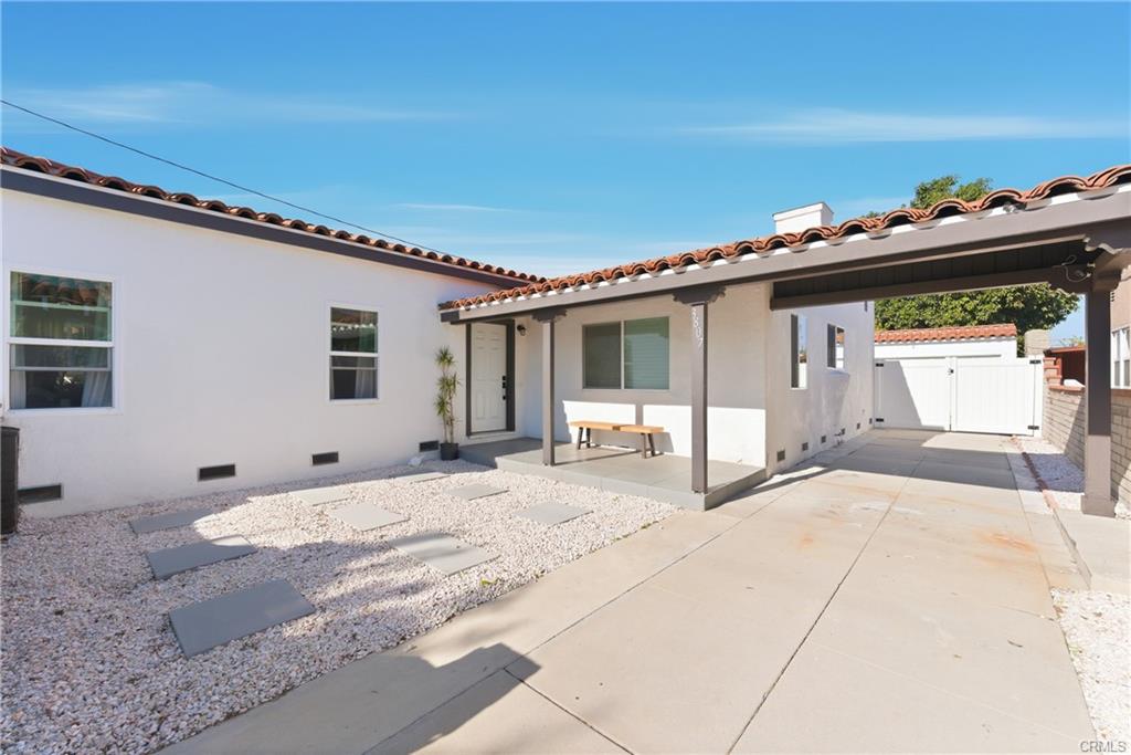 Huntington Park, California, 90255, United States, 3 Bedrooms Bedrooms, ,2 BathroomsBathrooms,Residential,For Sale,2006078