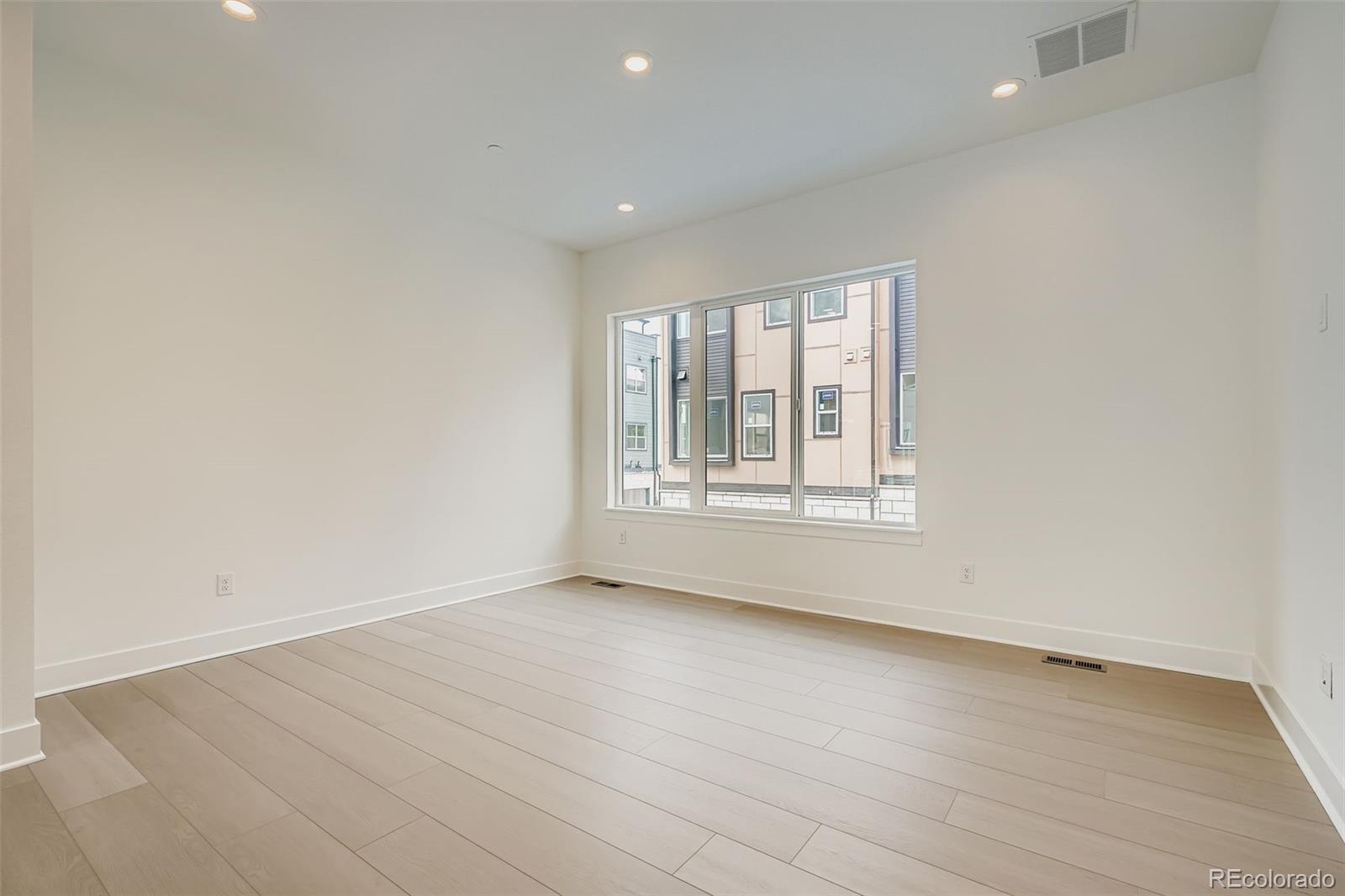 Superior, Colorado, 80027, United States, 2 Bedrooms Bedrooms, ,3 BathroomsBathrooms,Residential,For Sale,1991073