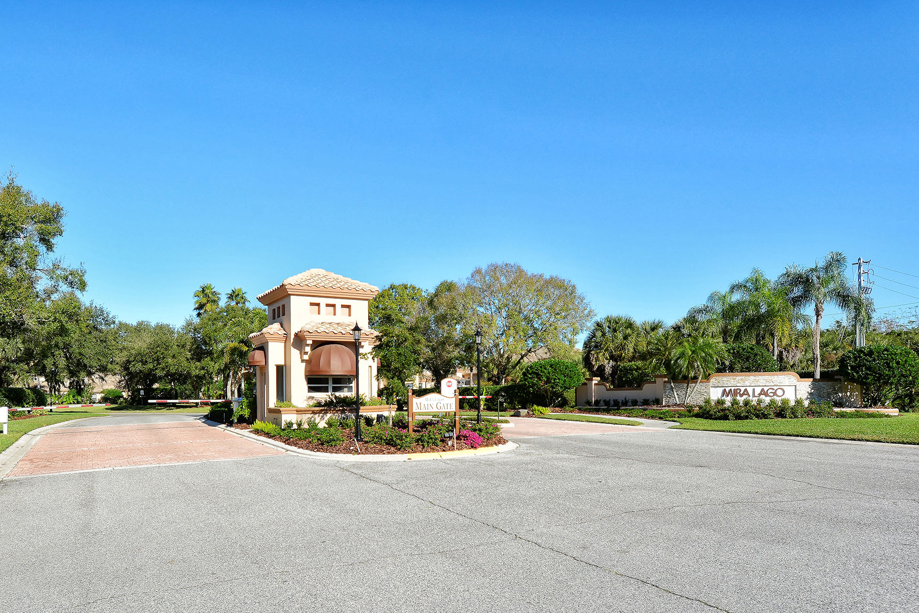  MIRA LAGO AT PALMER RANCH PH 2 - 物件實景